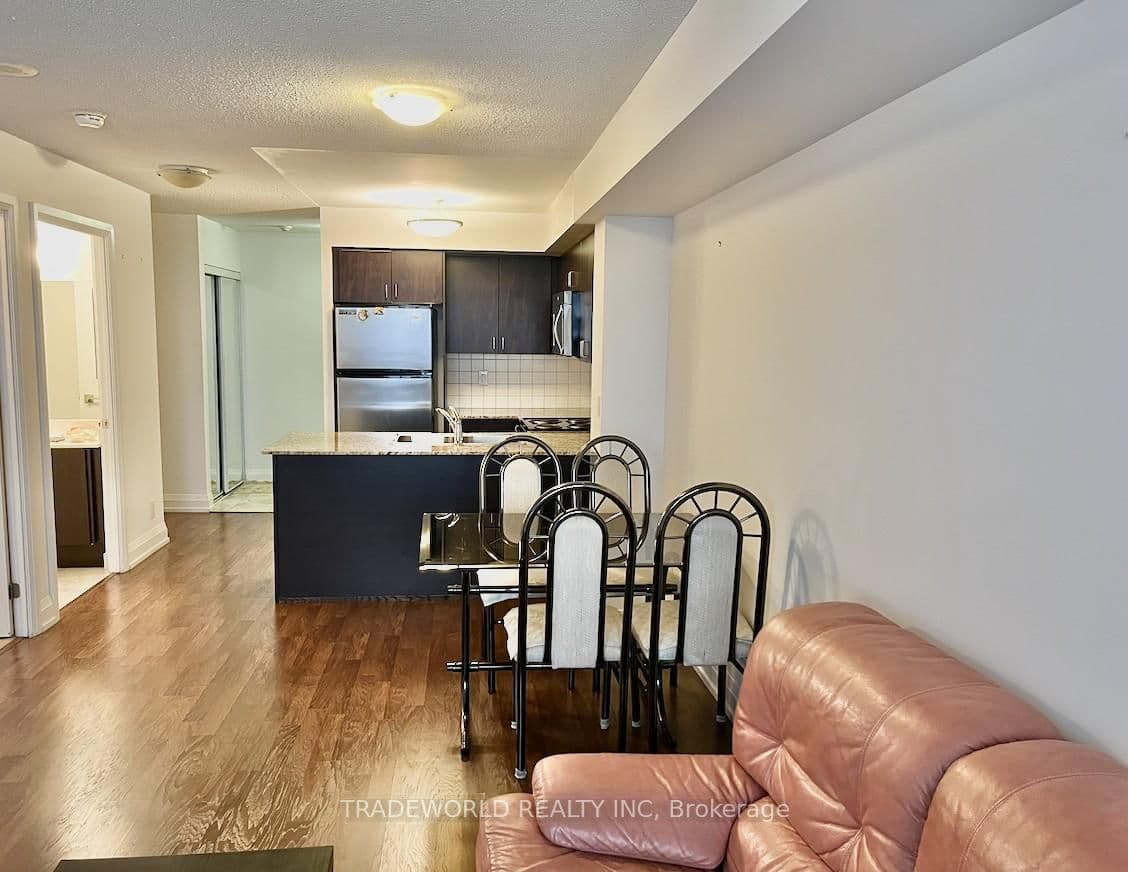 55 De Boers Drive, Unit 408 thumbnail 3