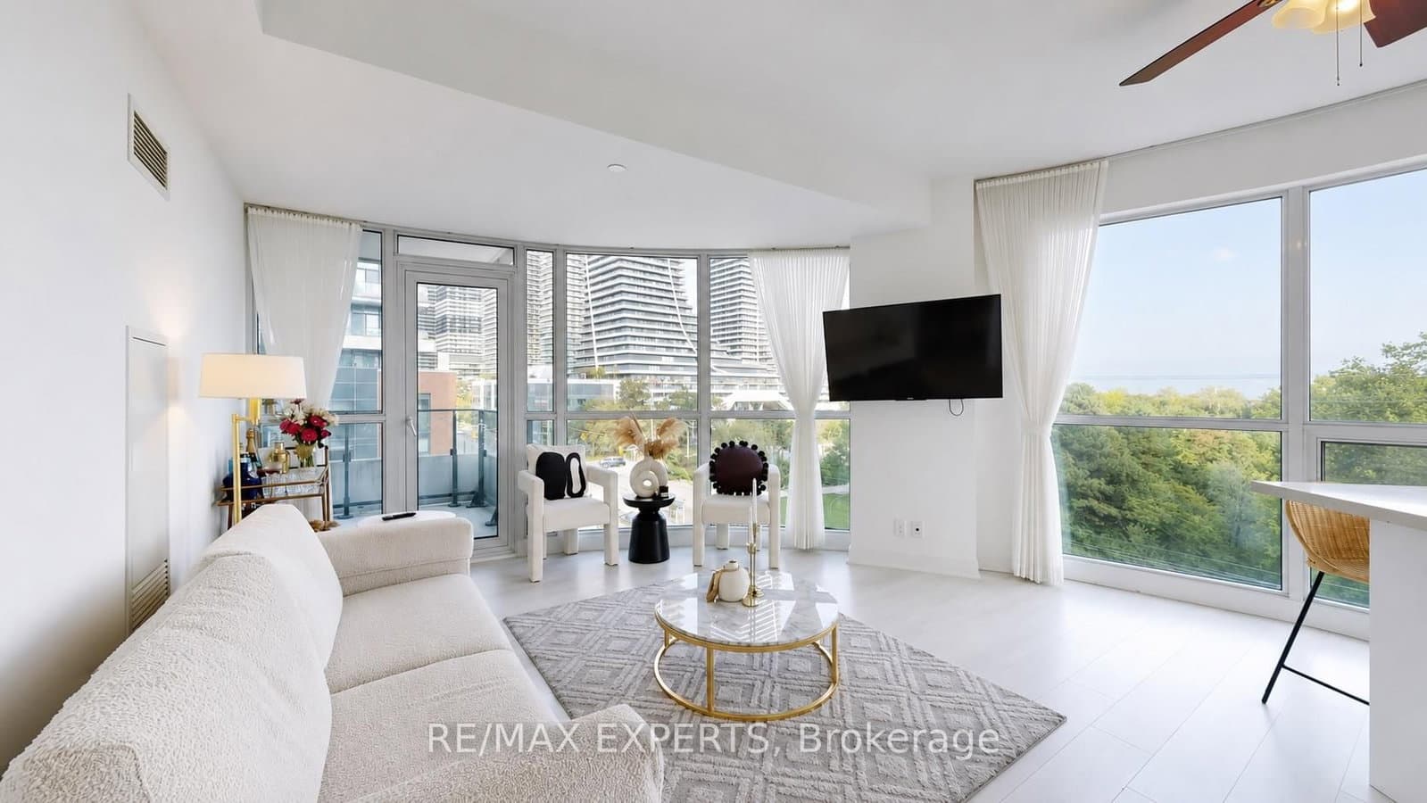 2212 Lakeshore Boulevard W, Unit 615 thumbnail 10