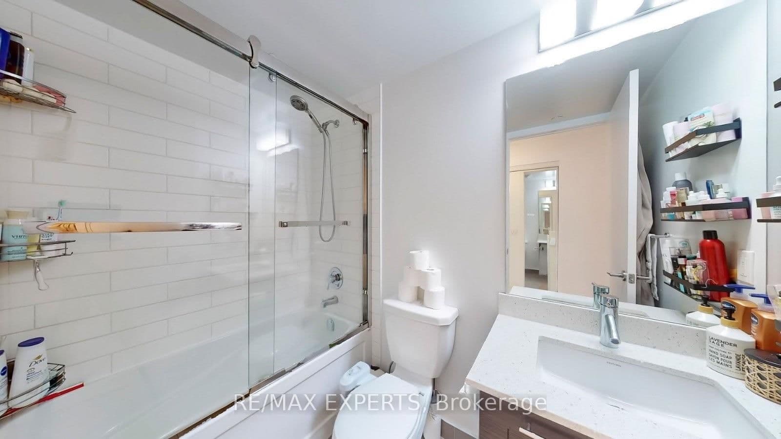 2212 Lakeshore Boulevard W, Unit 615 thumbnail 30