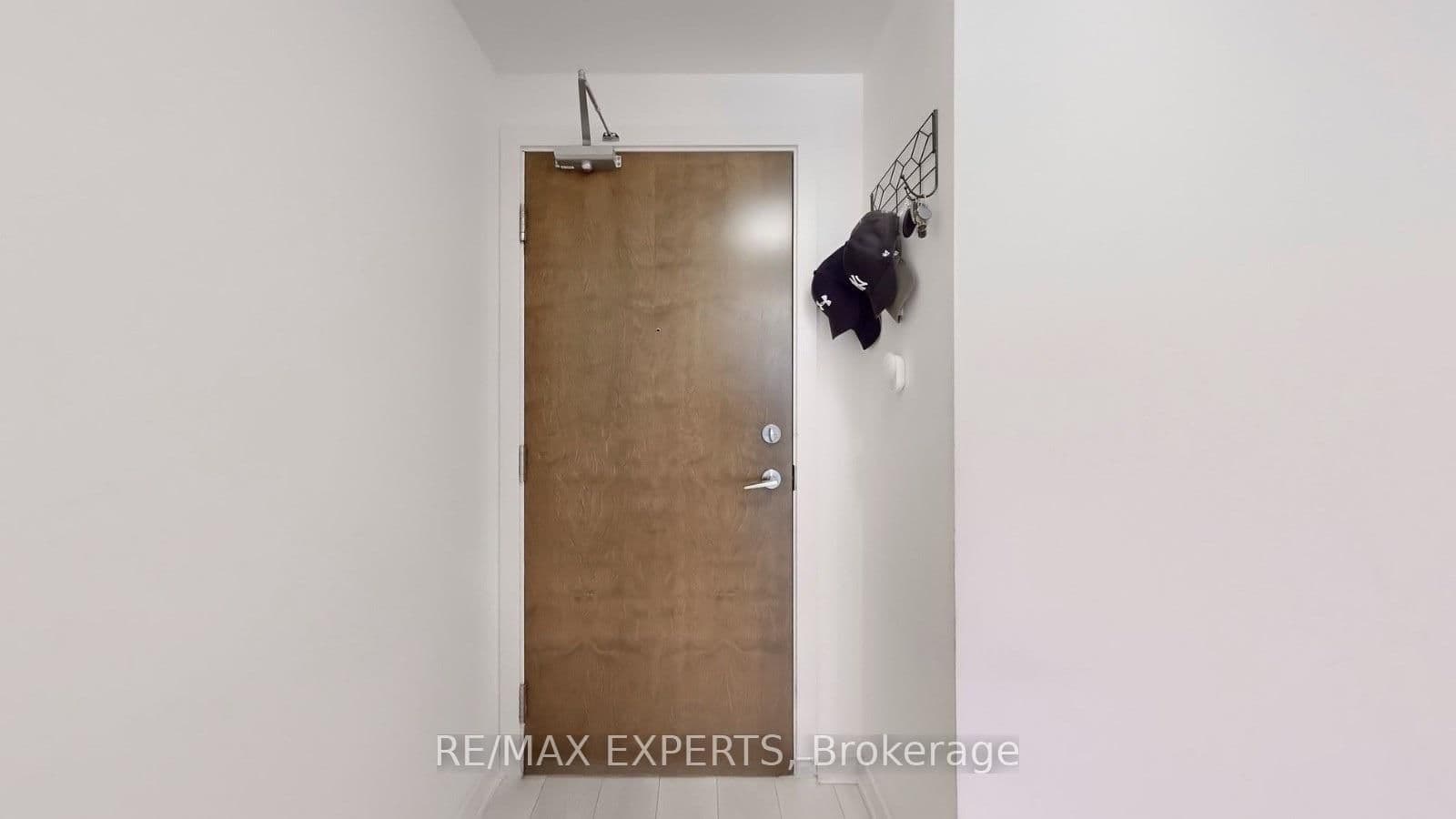 2212 Lakeshore Boulevard W, Unit 615 thumbnail 8