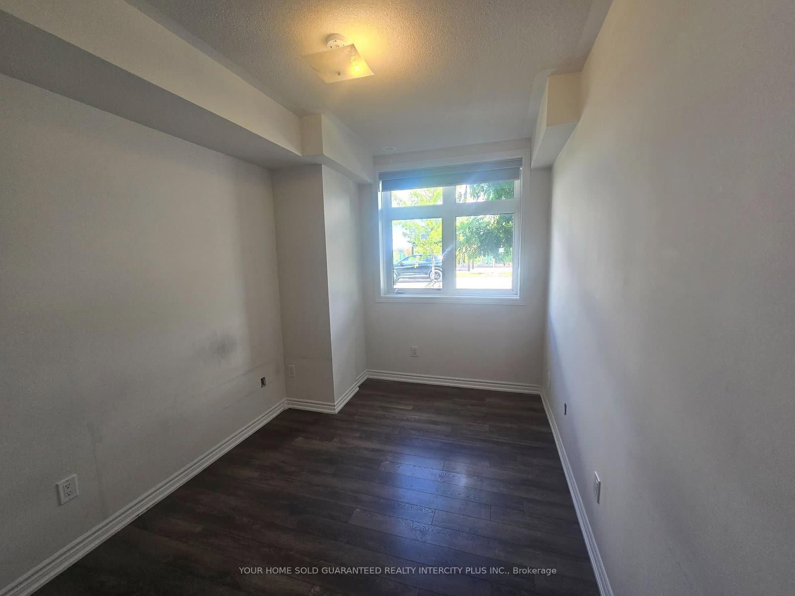 60 Halliford Place, Unit 702 thumbnail 6