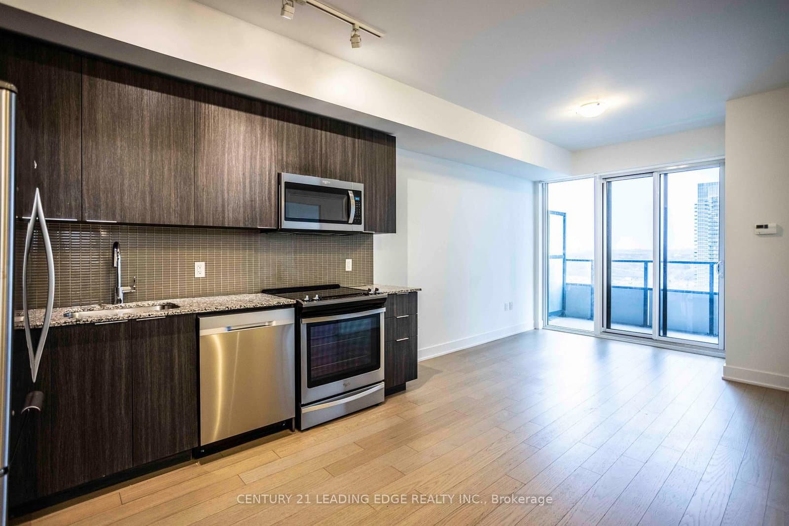 30 Shore Breeze Drive, Unit 2614 thumbnail 15