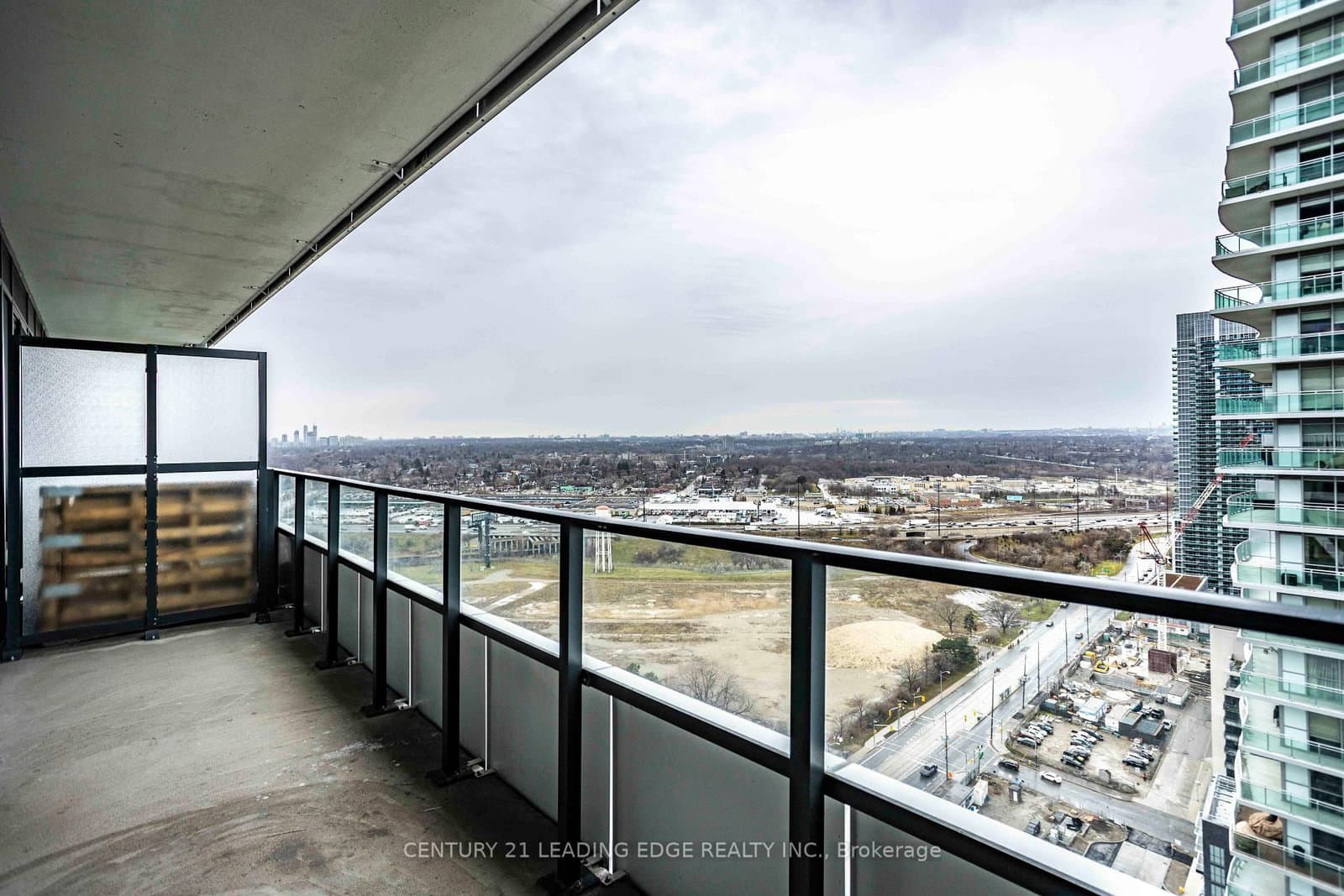 30 Shore Breeze Drive, Unit 2614 thumbnail 24