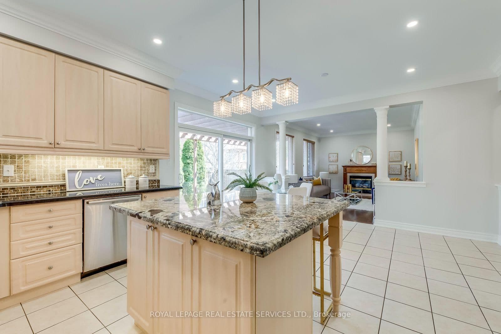 303 Burloak Drive thumbnail 23