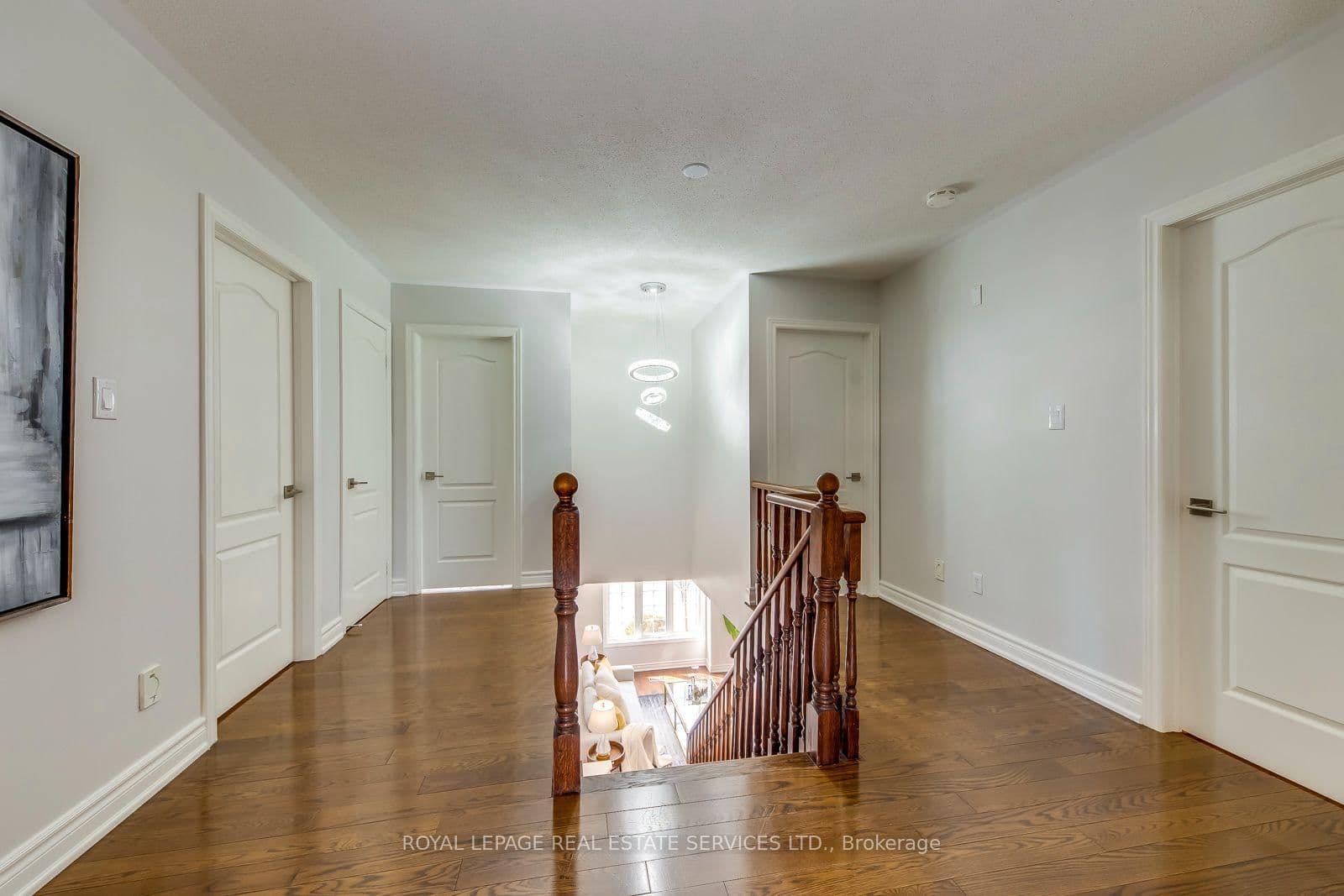 303 Burloak Drive thumbnail 29