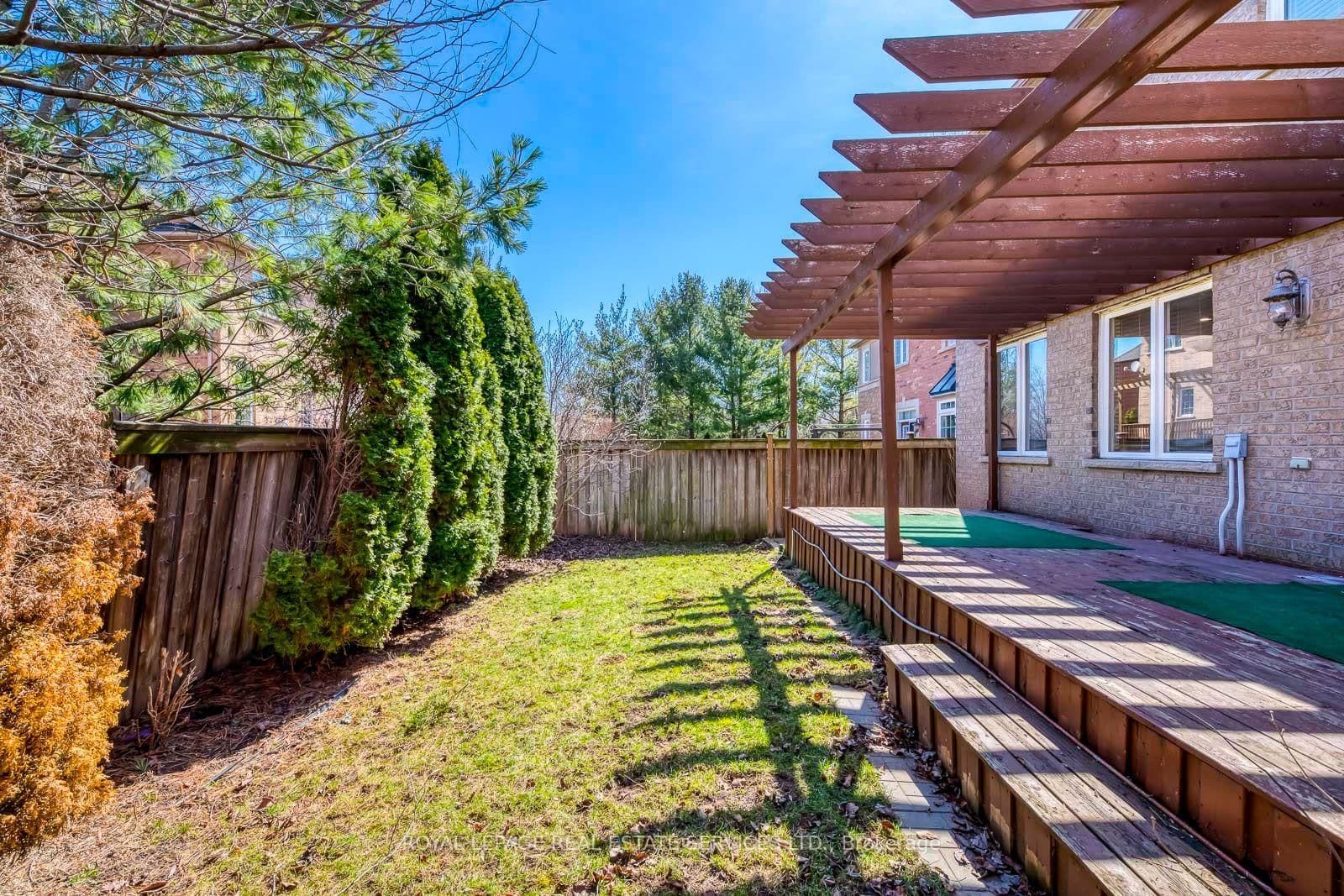 303 Burloak Drive thumbnail 46
