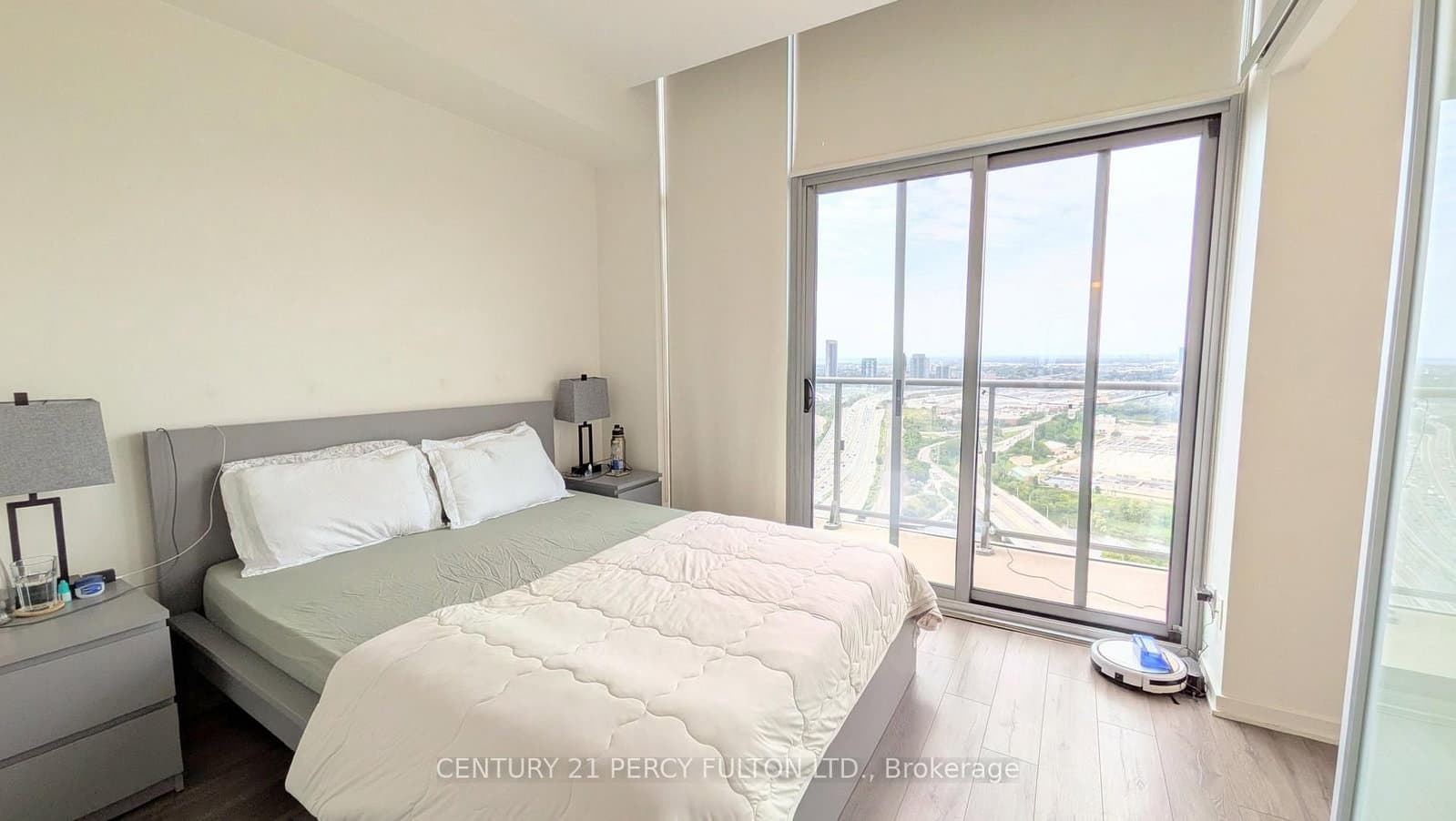 105 The Queensway, Unit 3505 thumbnail 14