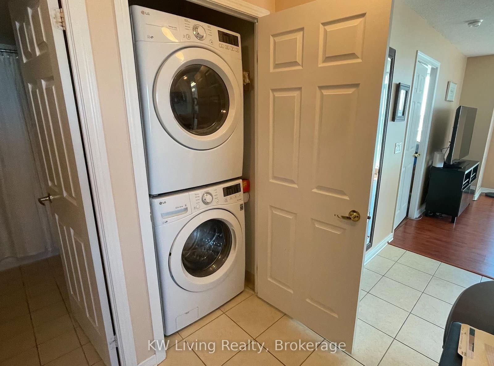 4889 Kimbermount Avenue, Unit 908 Room2 thumbnail 18