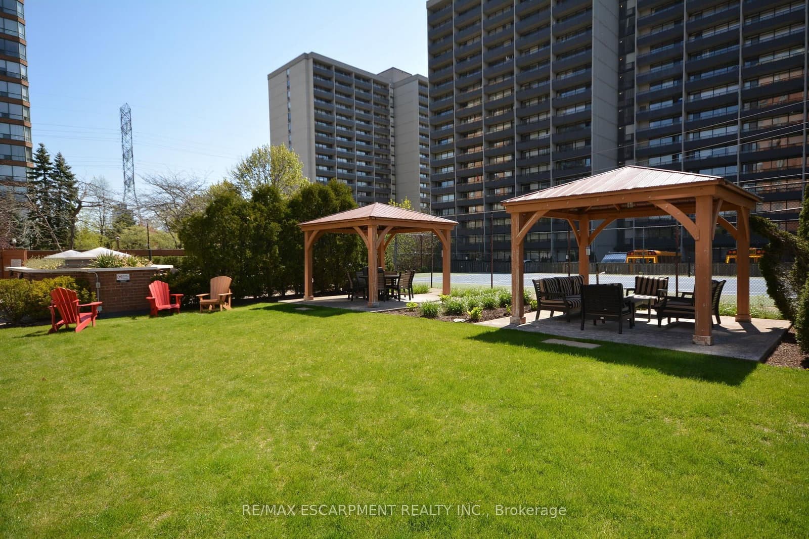 1270 Maple Crossing Boulevard E, Unit 103 thumbnail 38