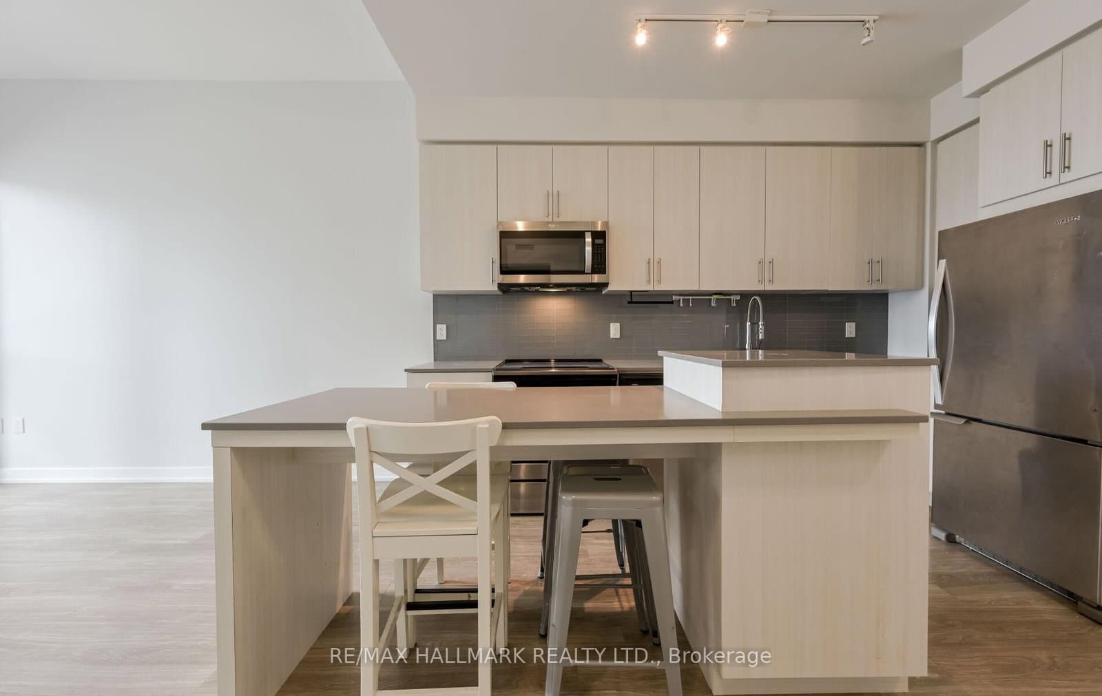4055 Parkside Village Drive, Unit 425 thumbnail 23