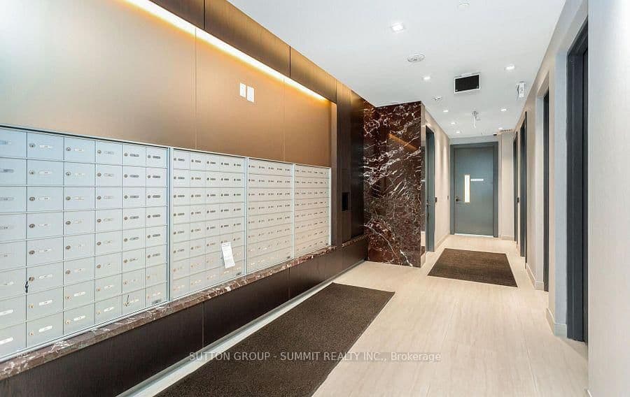 8010 Derry Road W, Unit 1005 thumbnail 16