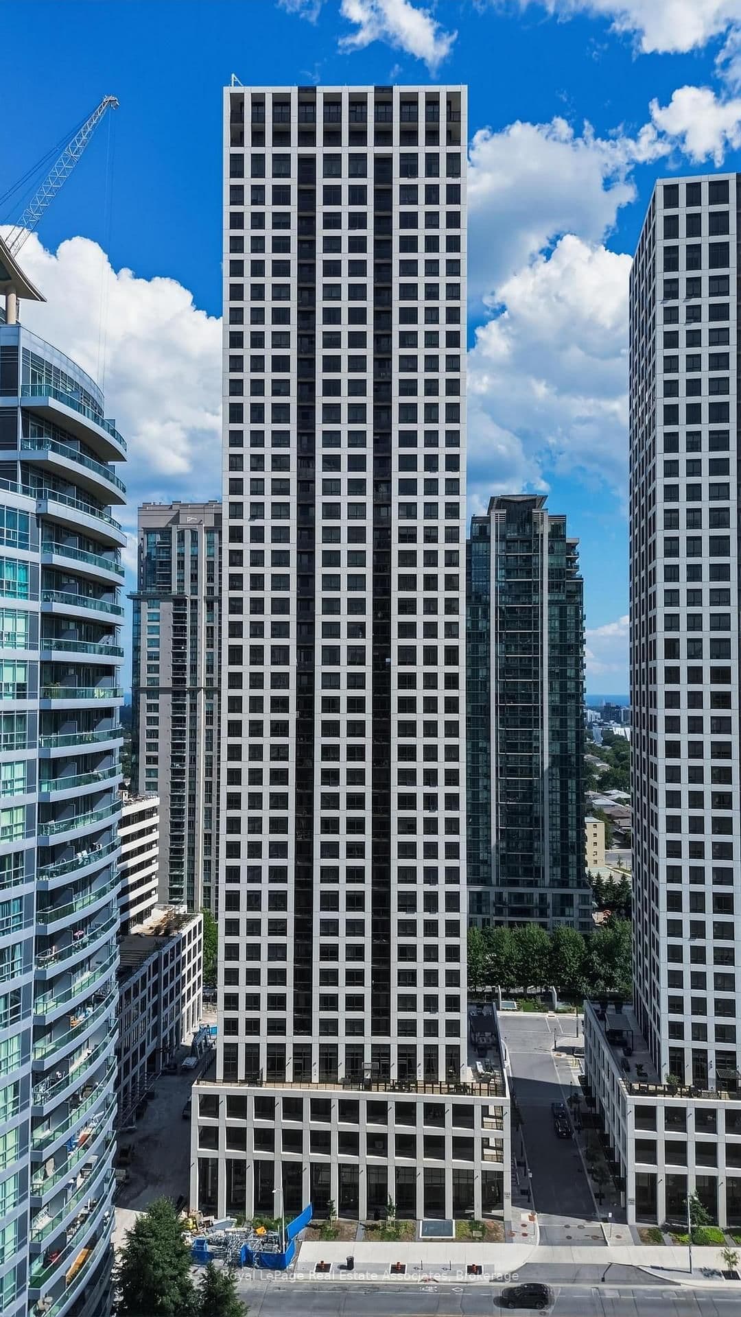 30 Elm Drive W, Unit 3306 - Image 1