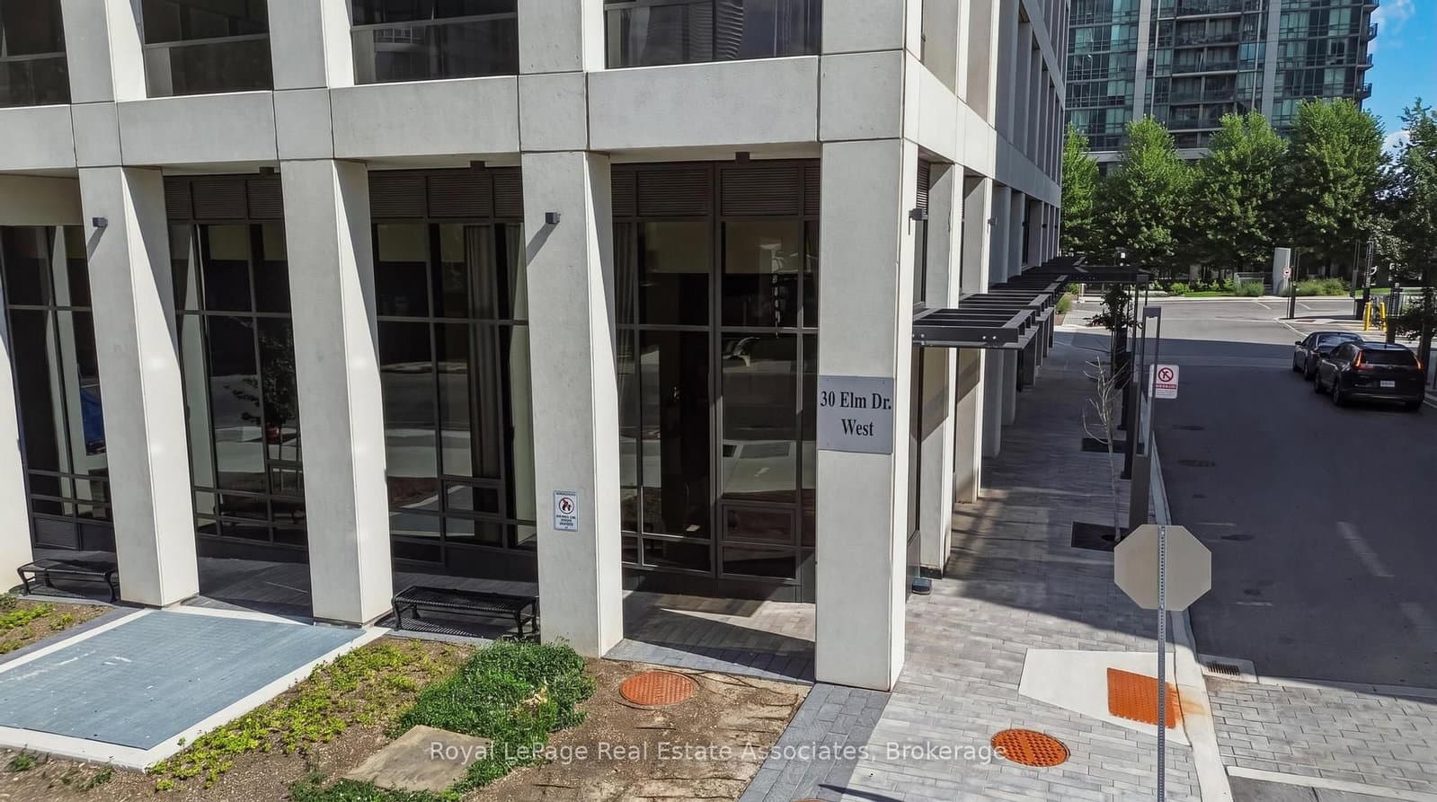 30 Elm Drive W, Unit 3306 thumbnail 39