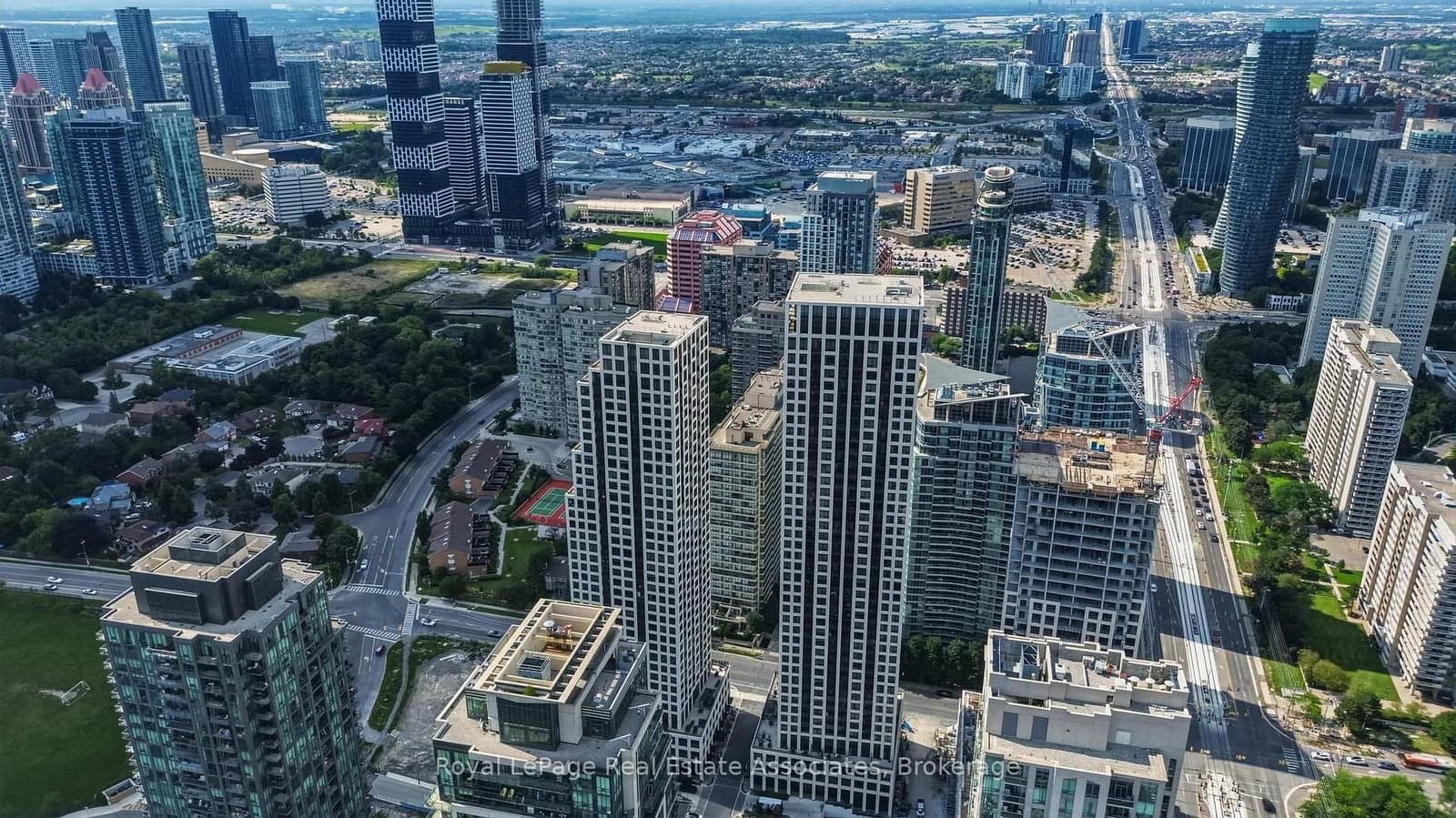 30 Elm Drive W, Unit 3306 thumbnail 45