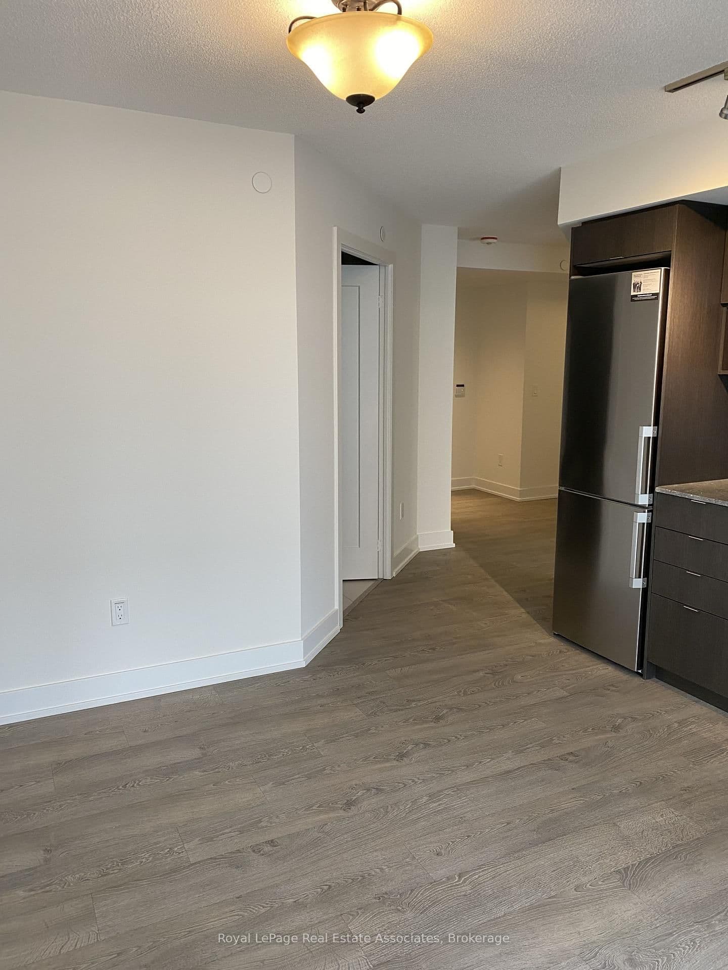 7 Mabelle Avenue, Unit 603 thumbnail 5