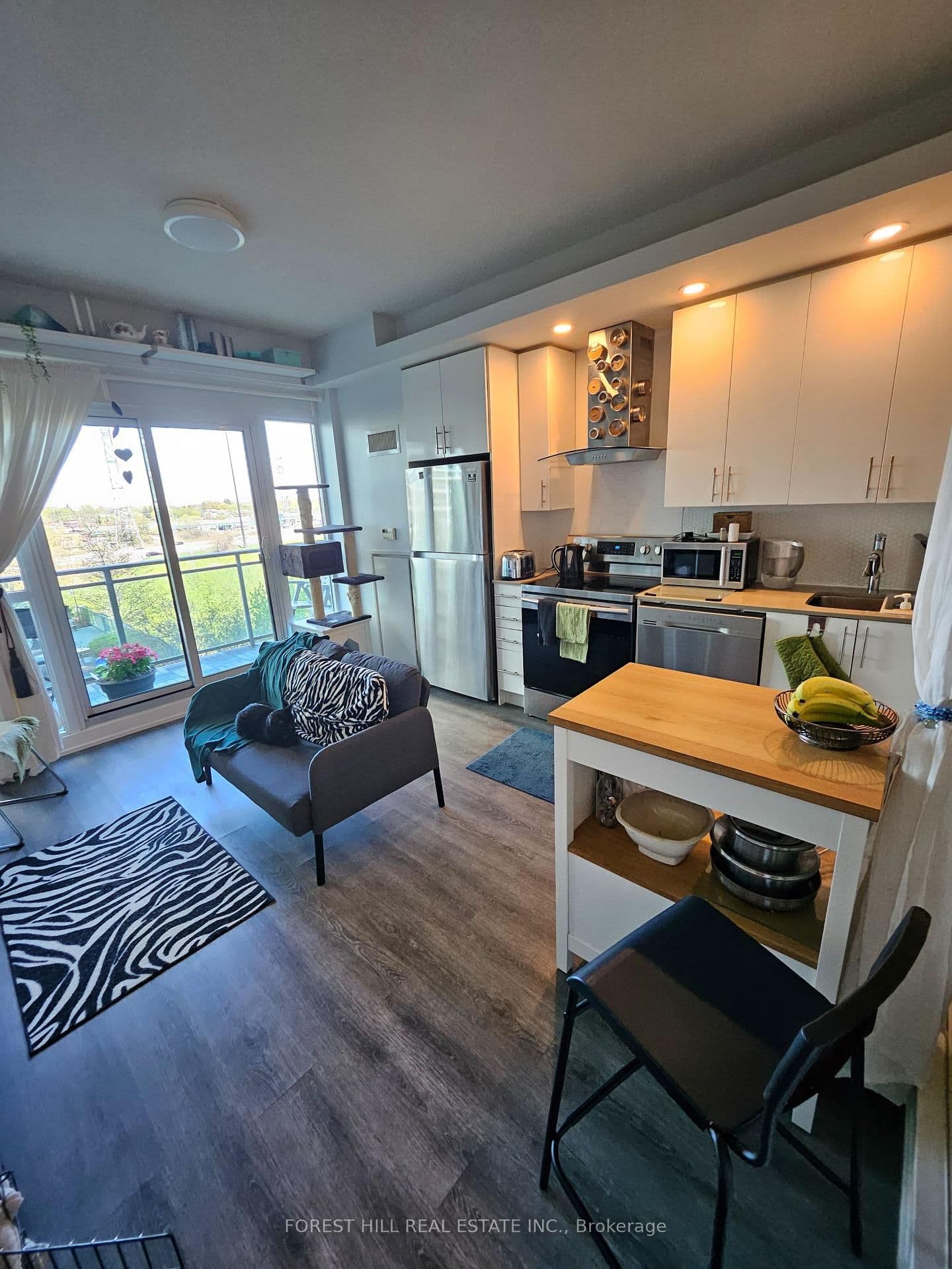 165 Legion Road N, Unit 623 thumbnail 7