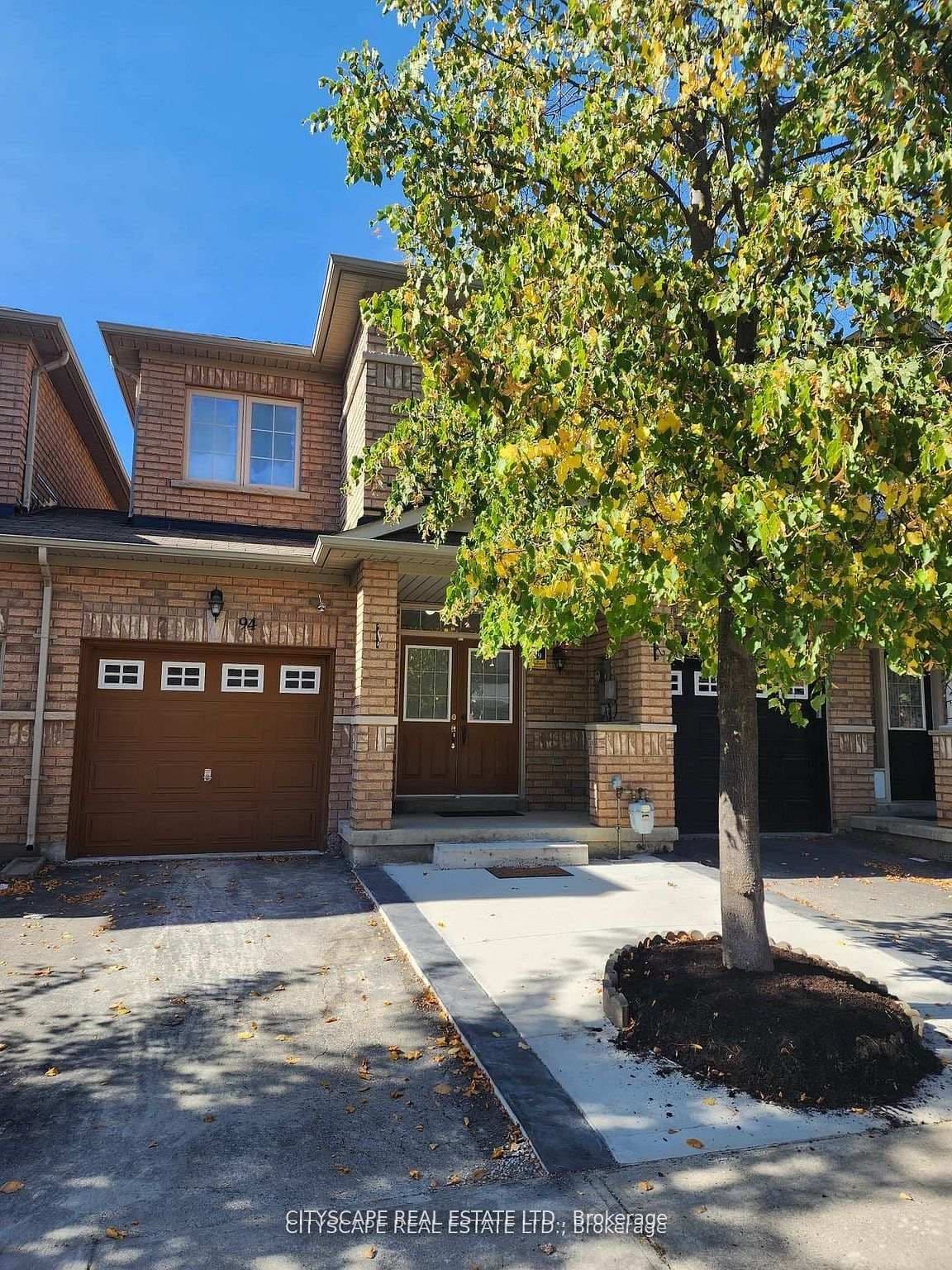 94 Unionville Crescent - Image 1