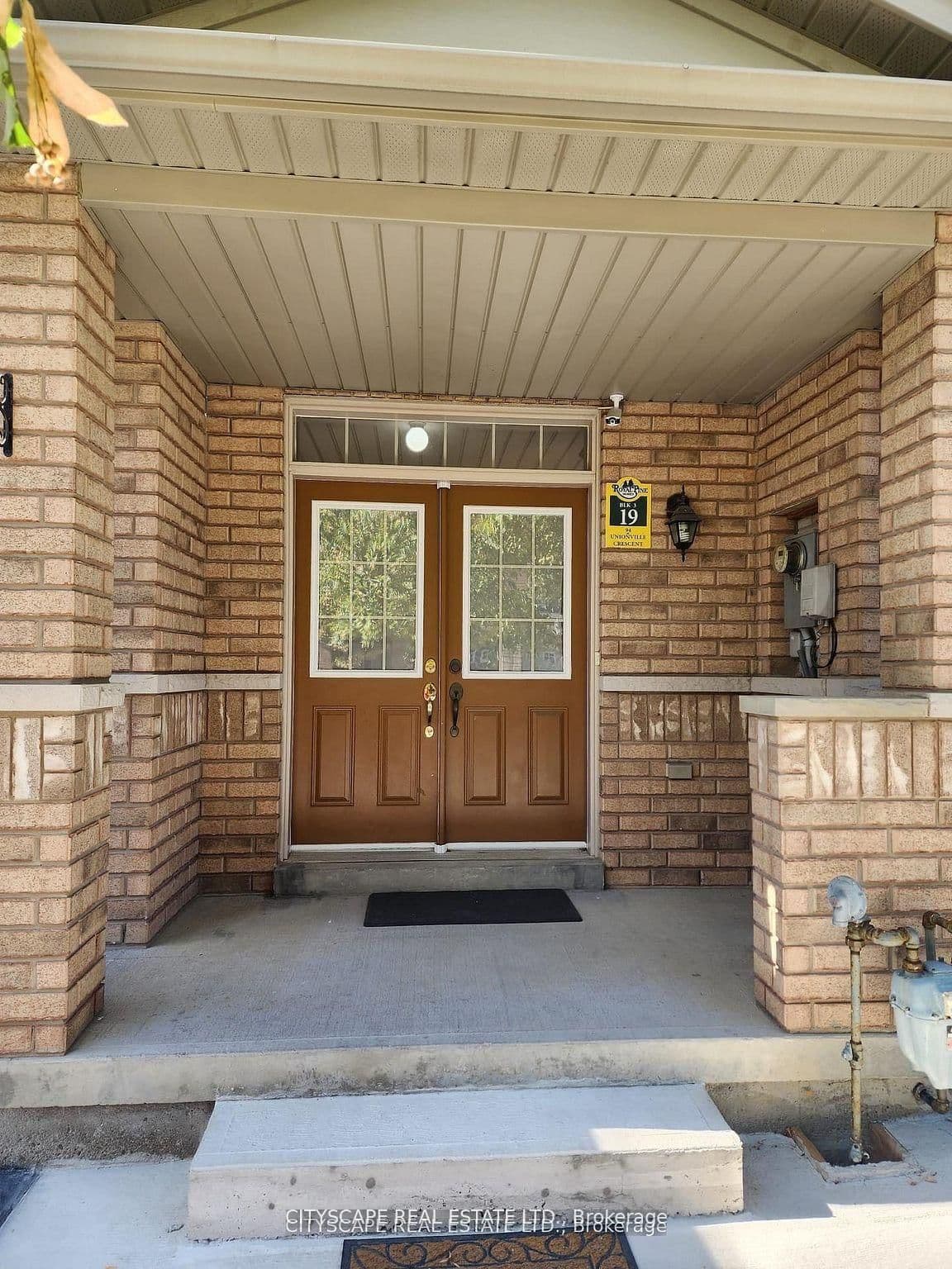 94 Unionville Crescent thumbnail 3