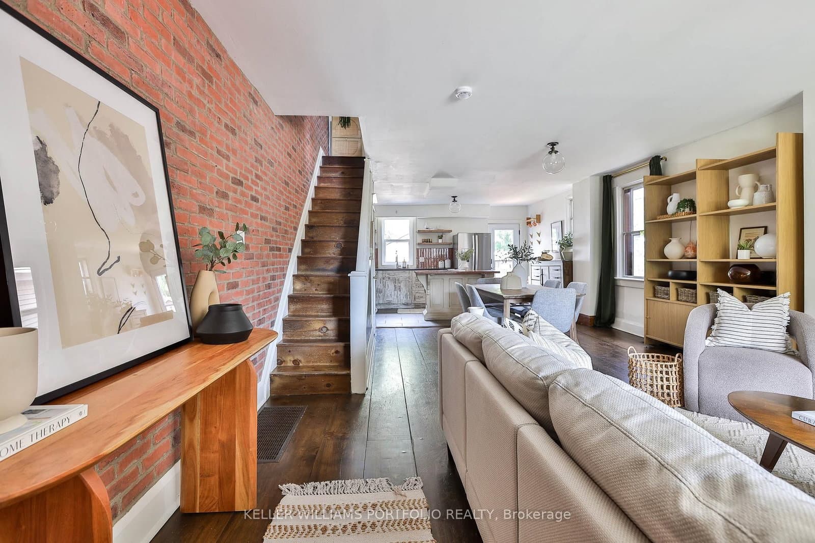 28 Pryor Avenue thumbnail 3