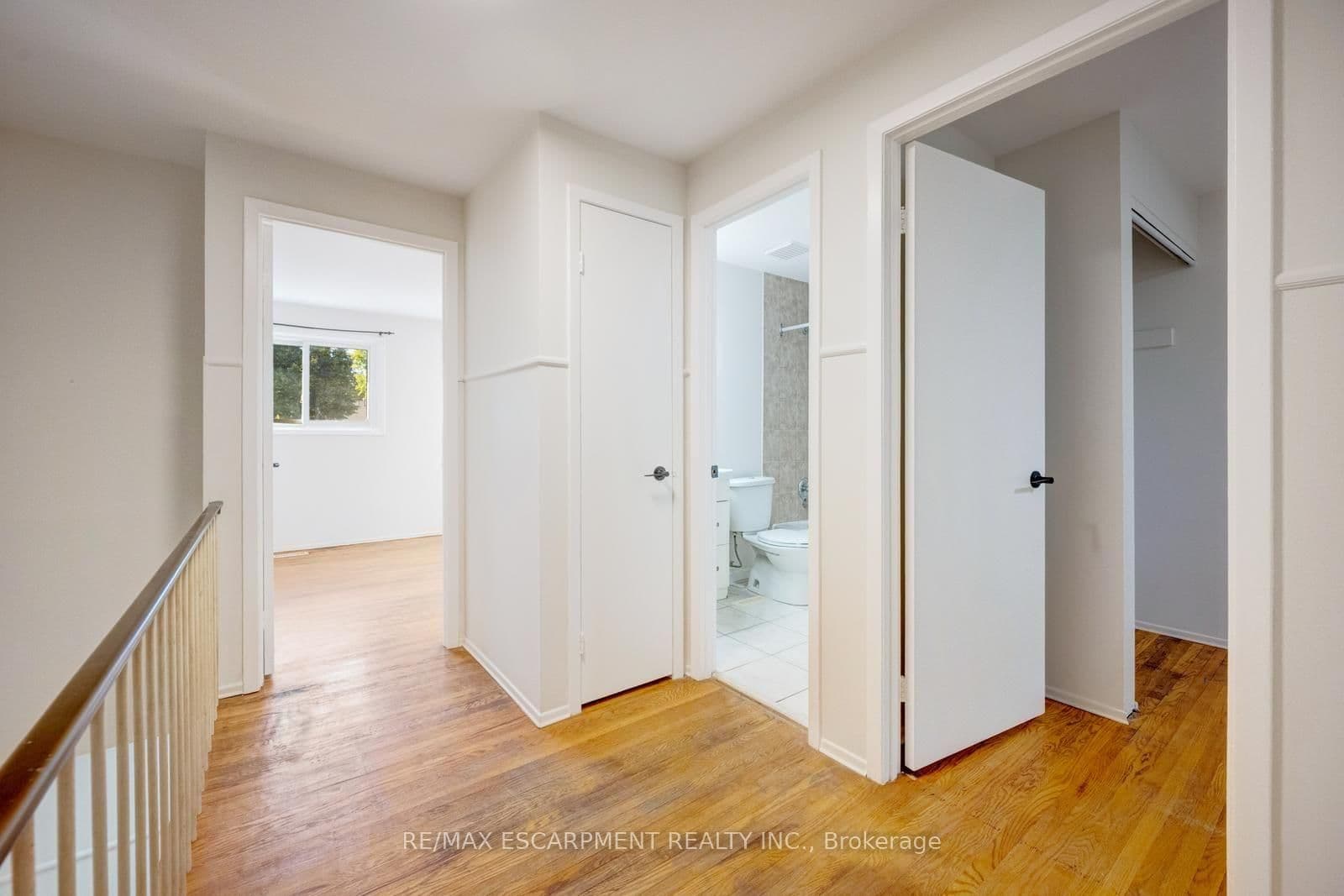 140 Ripley Court, Unit 4 thumbnail 31