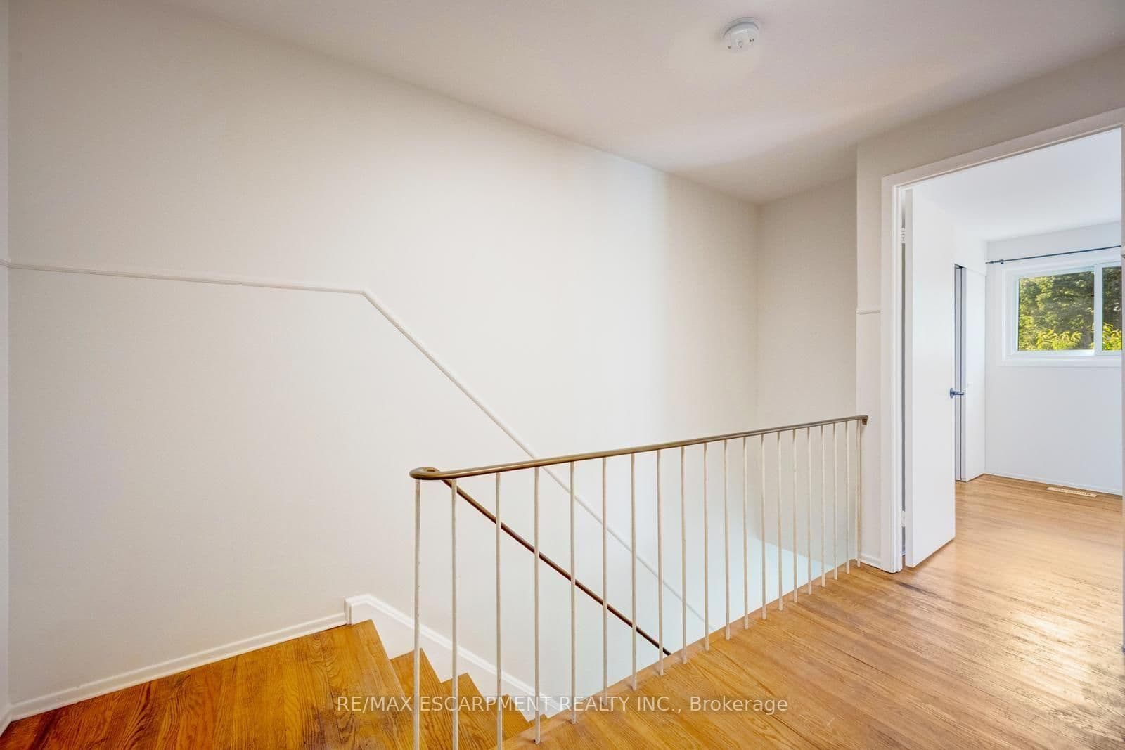 140 Ripley Court, Unit 4 thumbnail 32