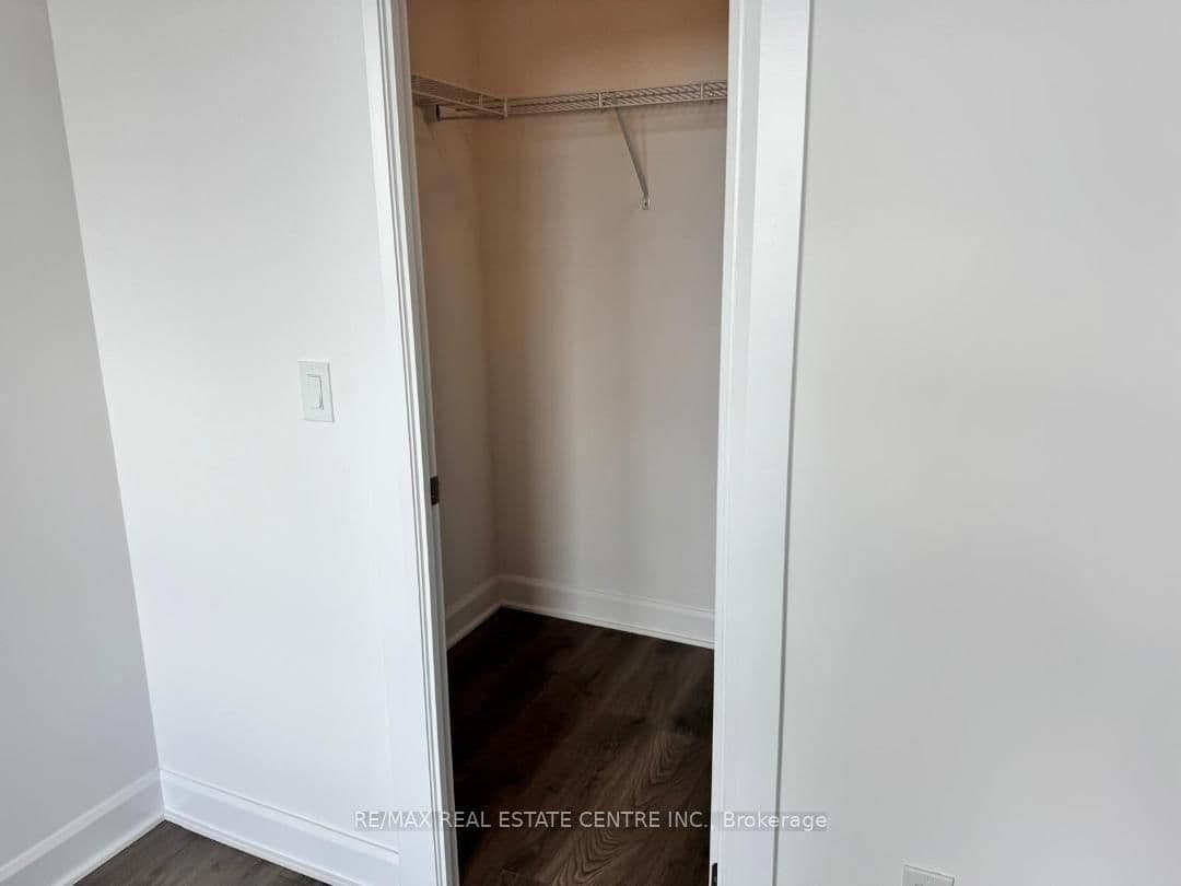 3240 William Coltson Avenue, Unit 718 thumbnail 16