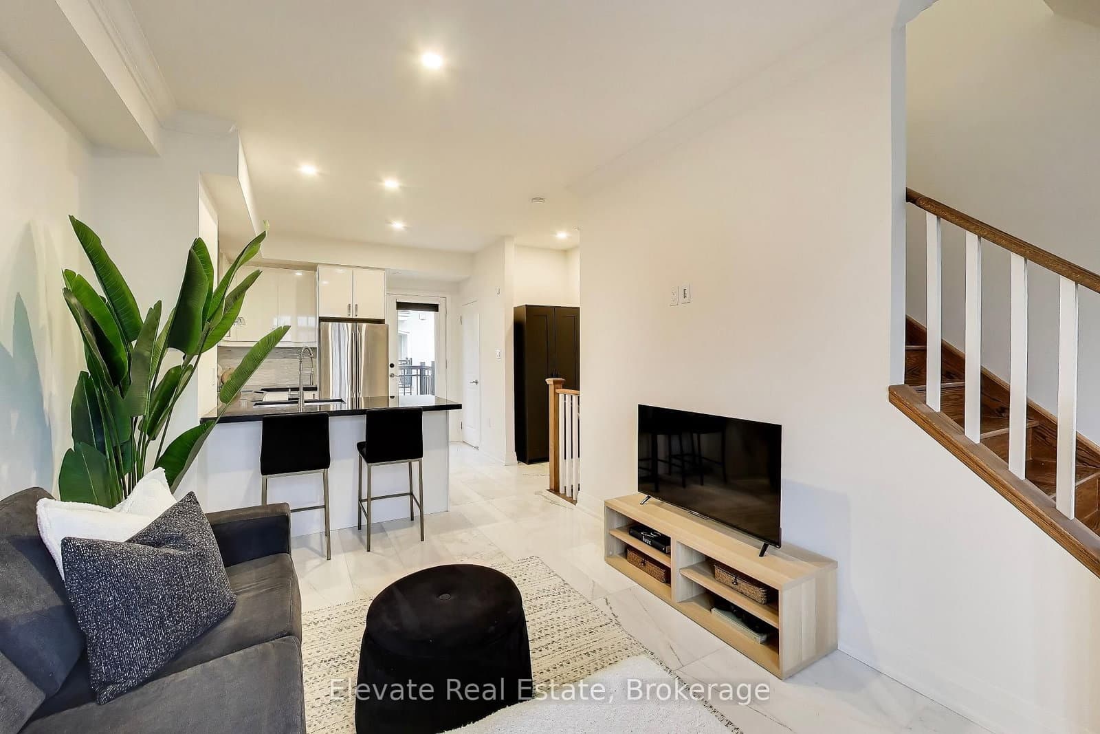 3083 Cawthra Road, Unit 24 thumbnail 6