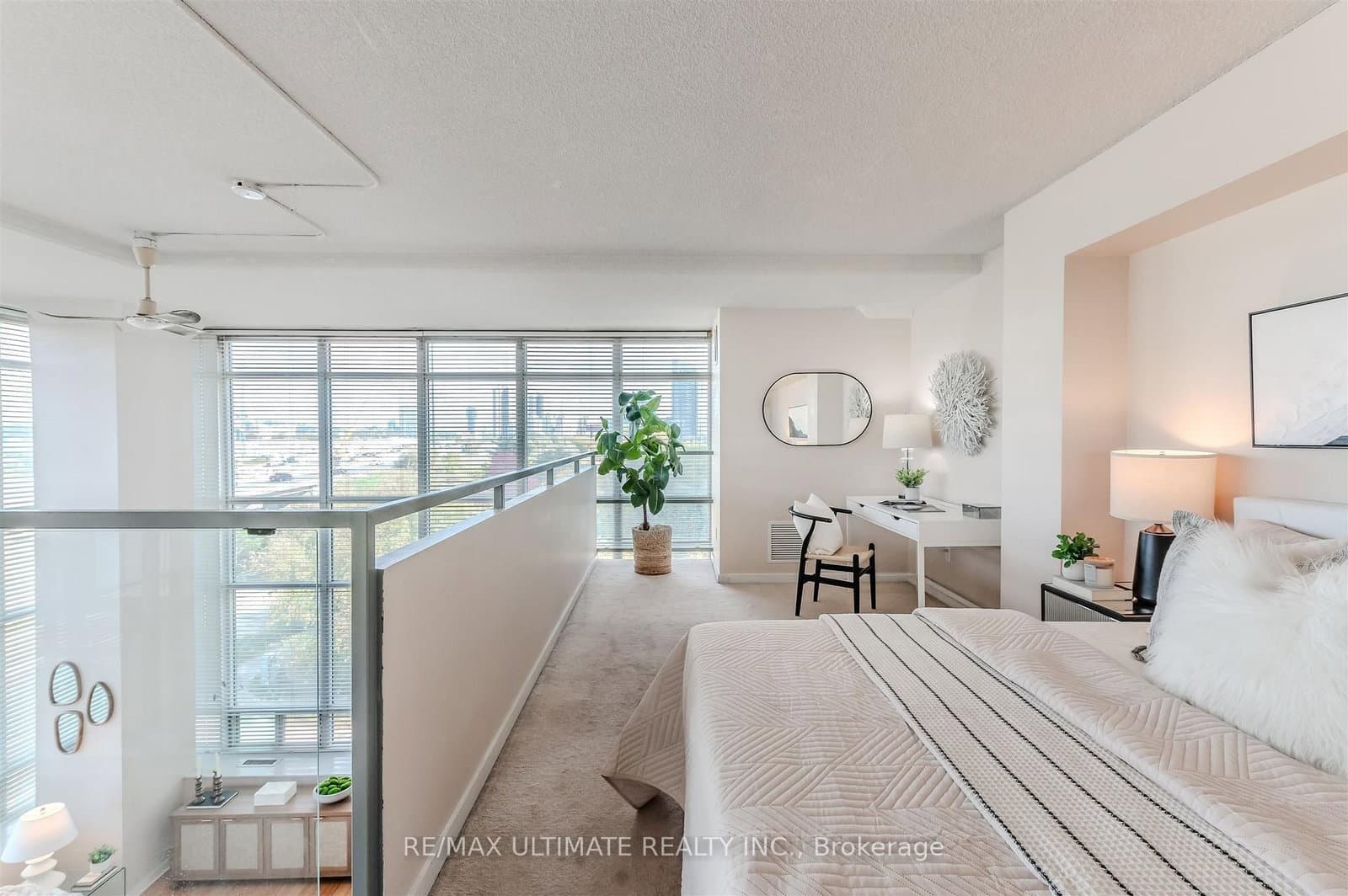 300 Manitoba Street, Unit 301 thumbnail 15