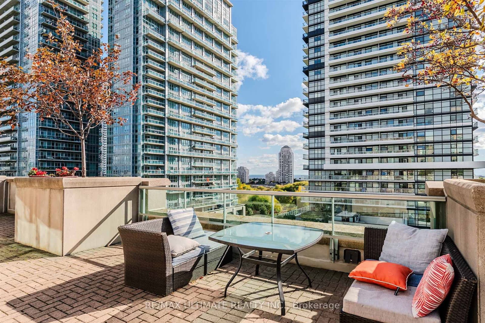 300 Manitoba Street, Unit 301 thumbnail 37