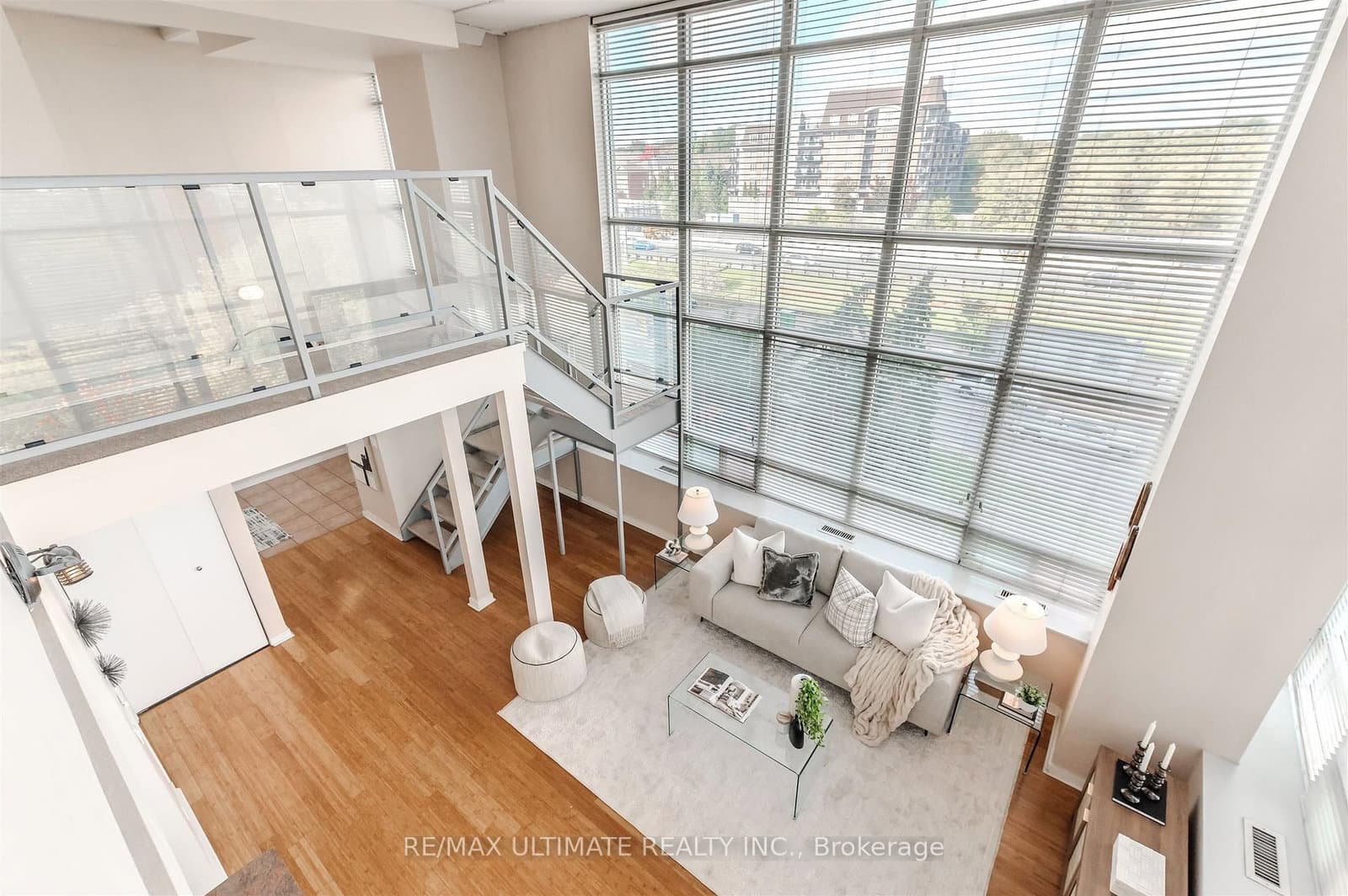 300 Manitoba Street, Unit 301 thumbnail 8