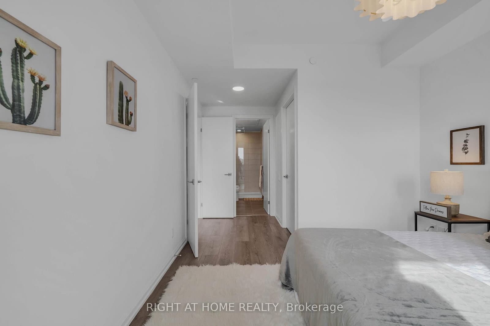 4208 Dundas Street W, Unit 414 thumbnail 18