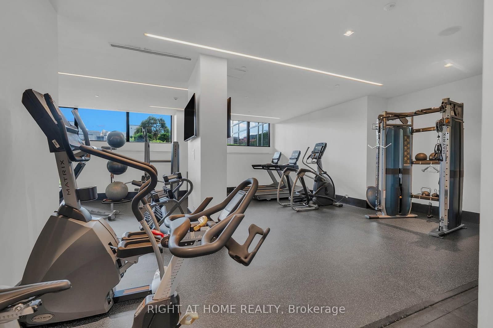 4208 Dundas Street W, Unit 414 thumbnail 26
