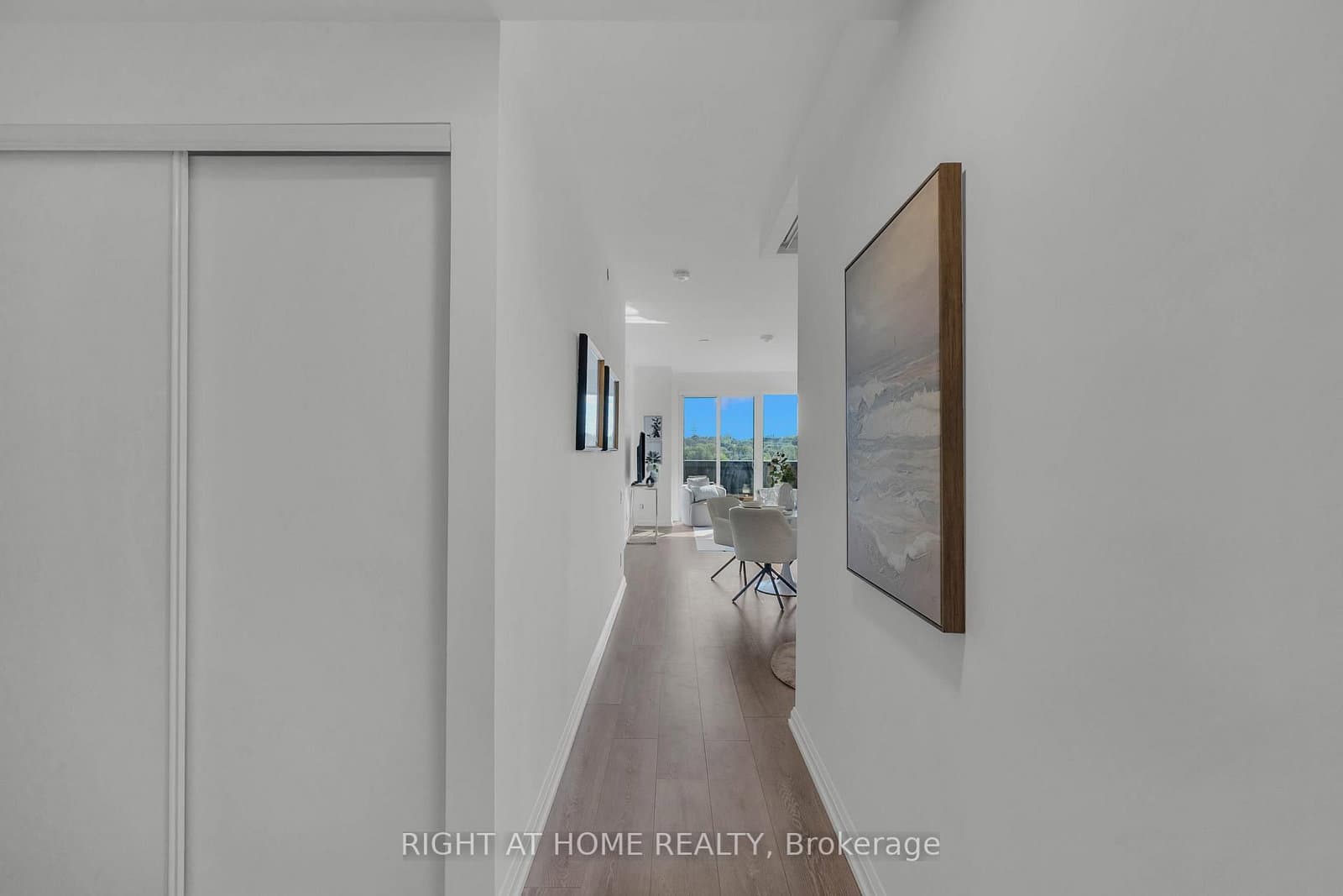 4208 Dundas Street W, Unit 414 thumbnail 7