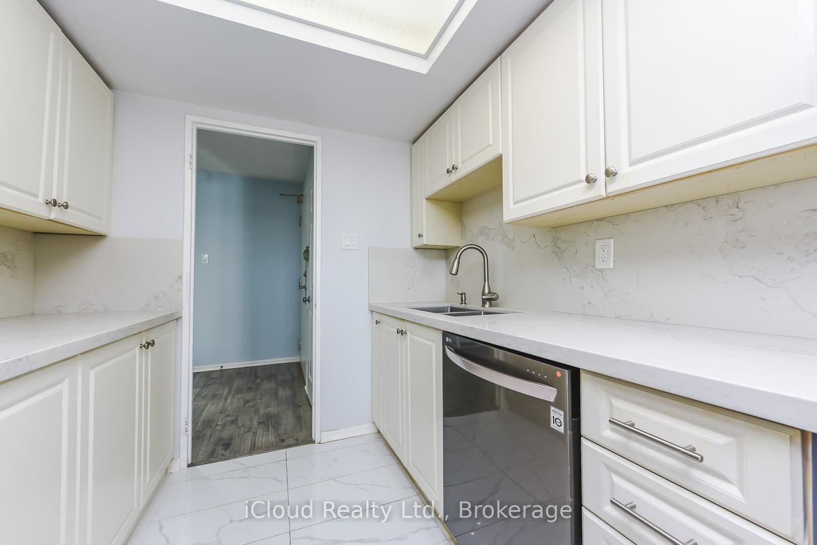 4460 Tucana Court, Unit 1510 thumbnail 17