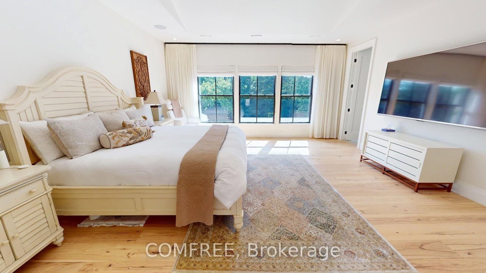 1114 TRUMAN Avenue thumbnail 24