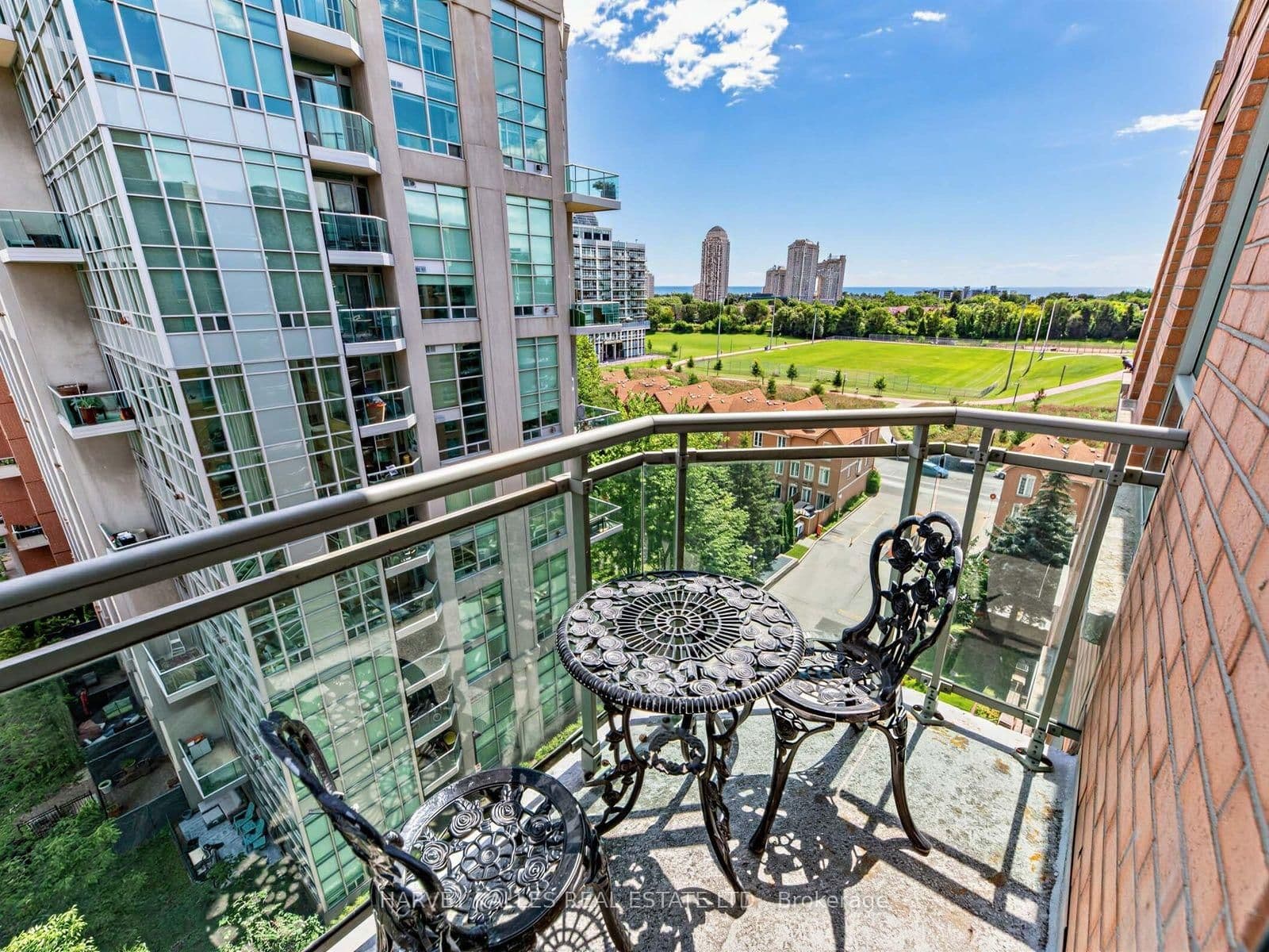 190 Manitoba Street, Unit 904 thumbnail 20