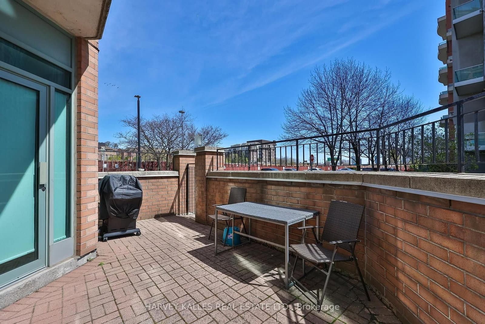 190 Manitoba Street, Unit 904 thumbnail 24