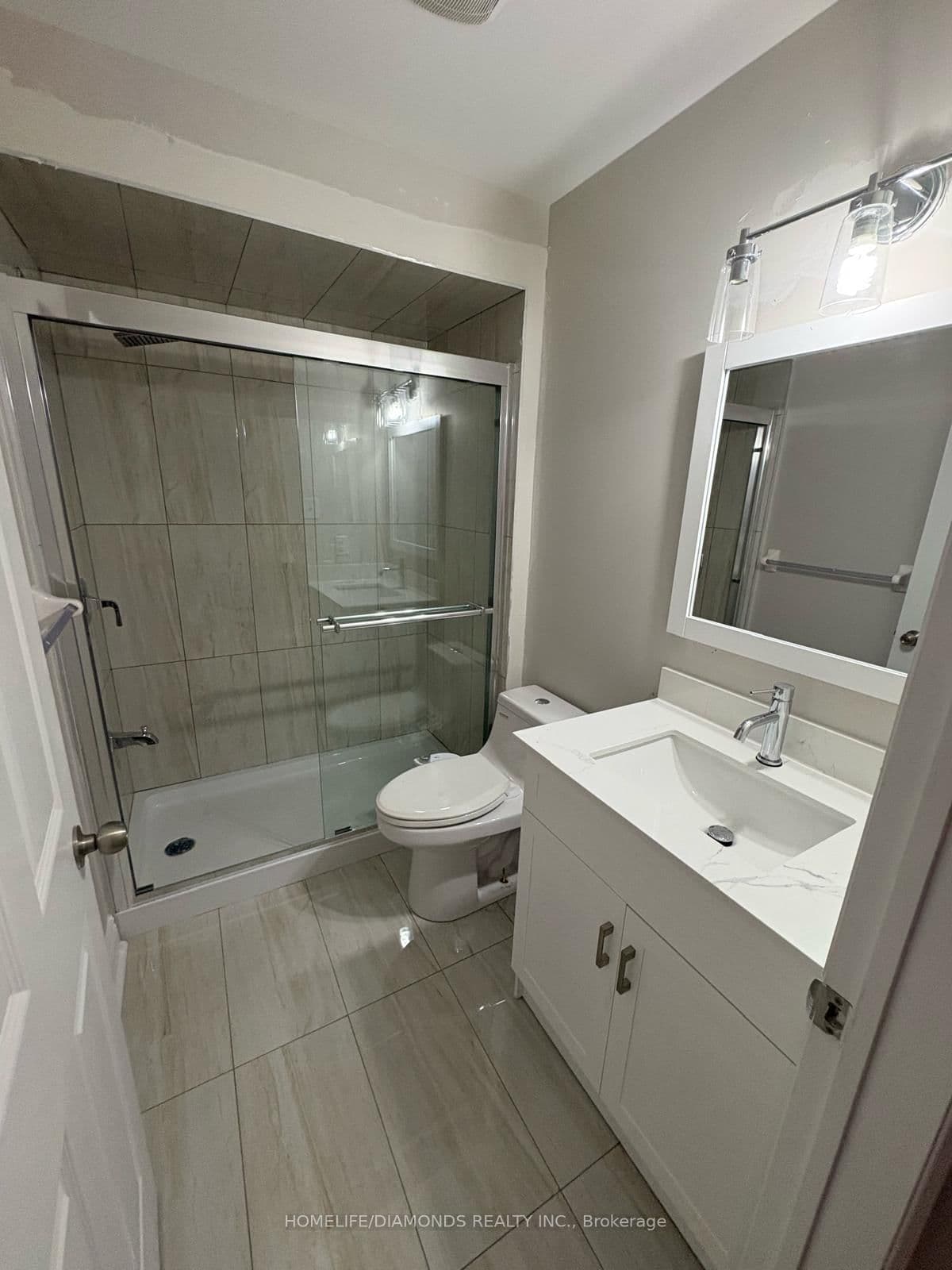 60 Fairwood Circle, Unit 149 thumbnail 12