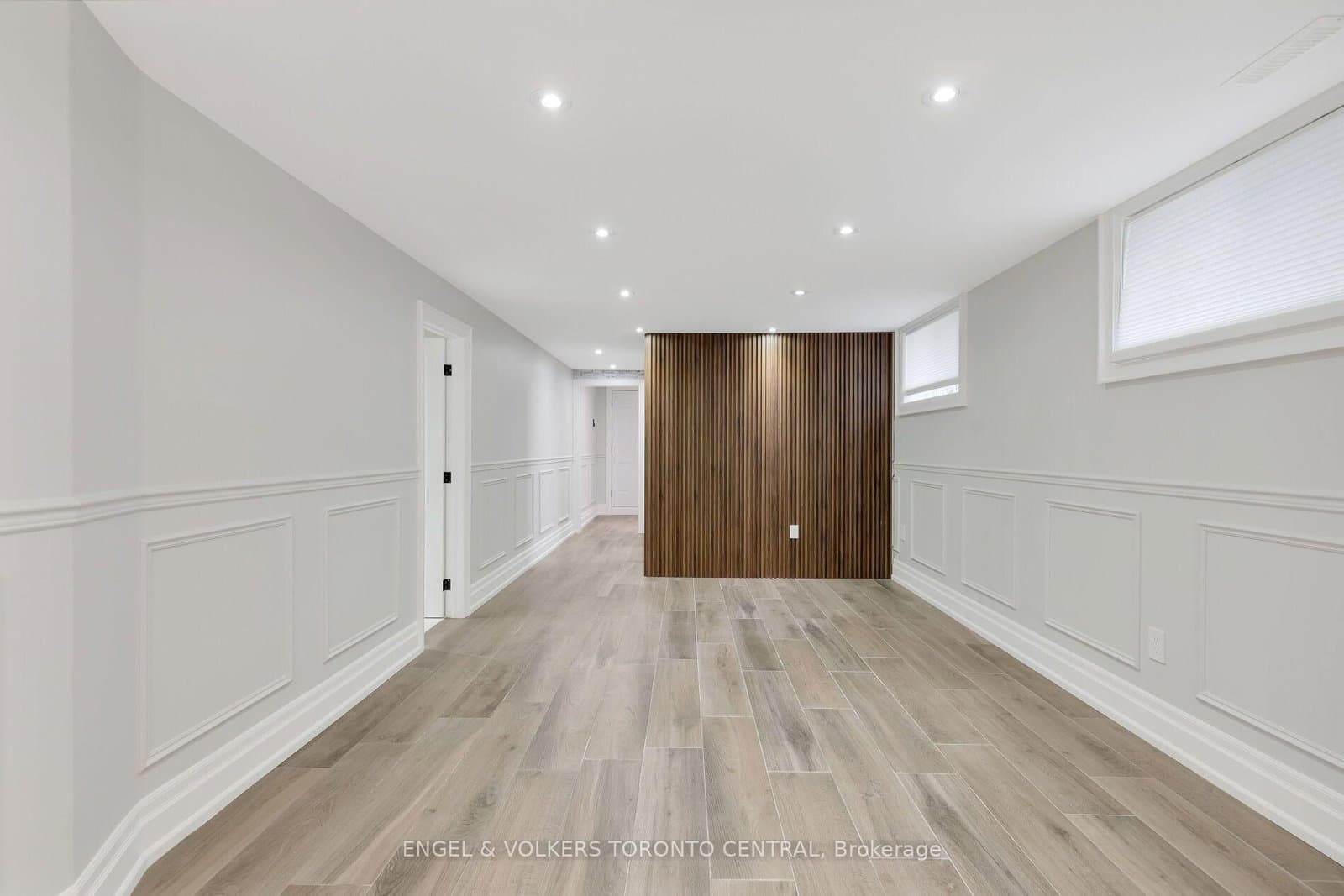 769 Annamore Road thumbnail 30
