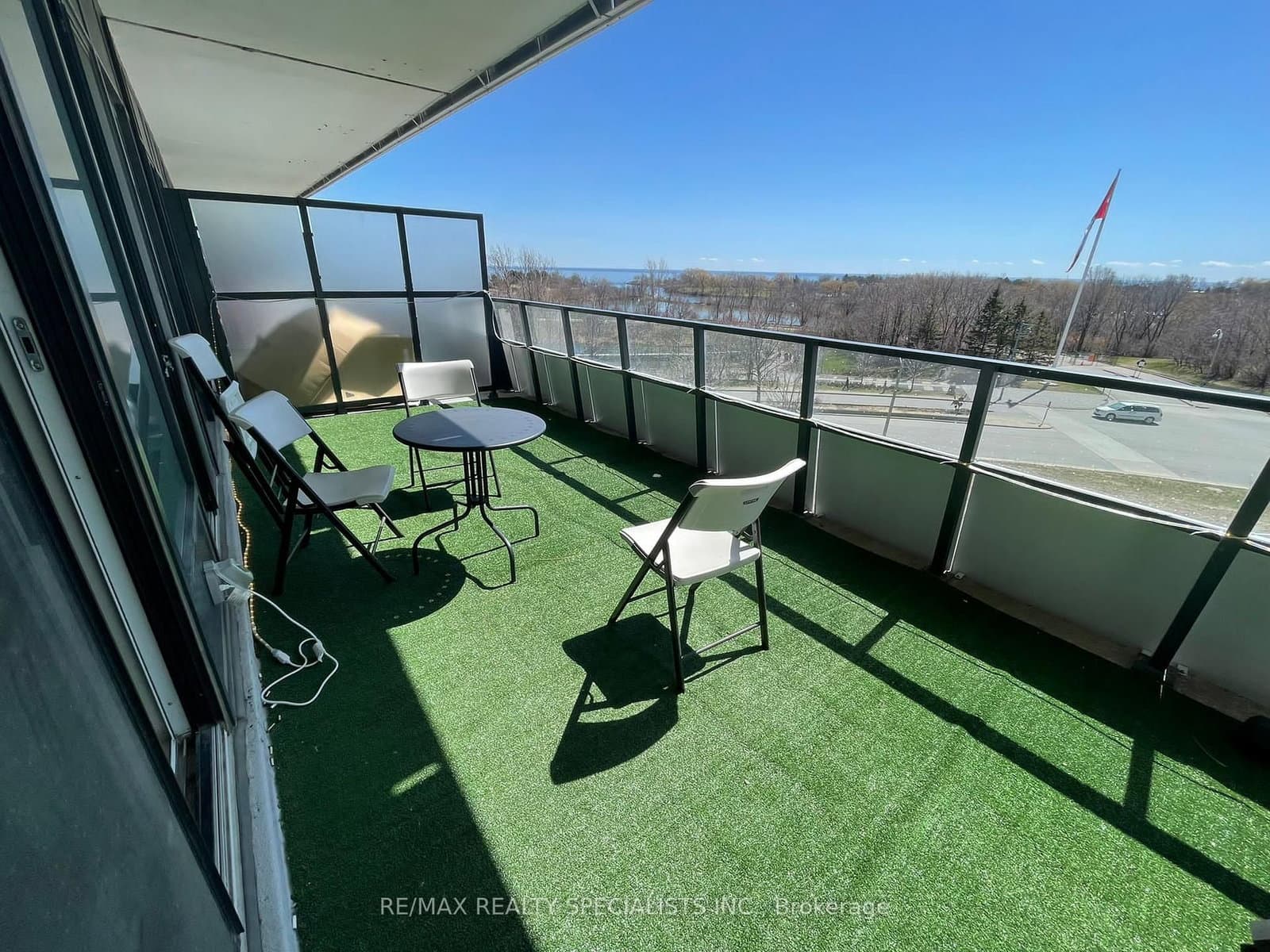 20 Shore Breeze Drive, Unit 321 thumbnail 12