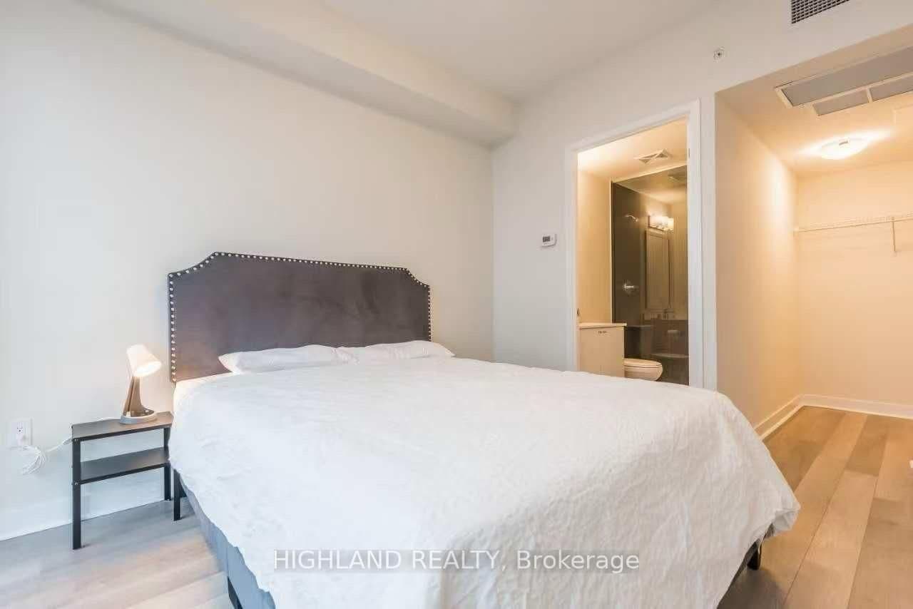 3975 Grand Park Drive, Unit 3808 thumbnail 10
