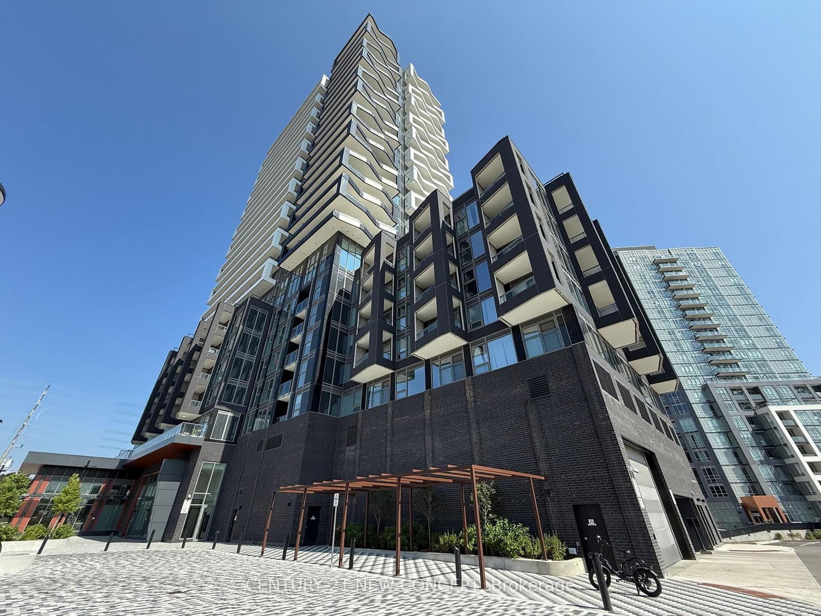 260 Malta Avenue, Unit 712
