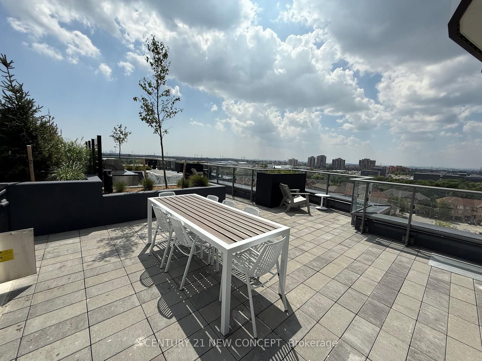 260 Malta Avenue, Unit 712 thumbnail 23