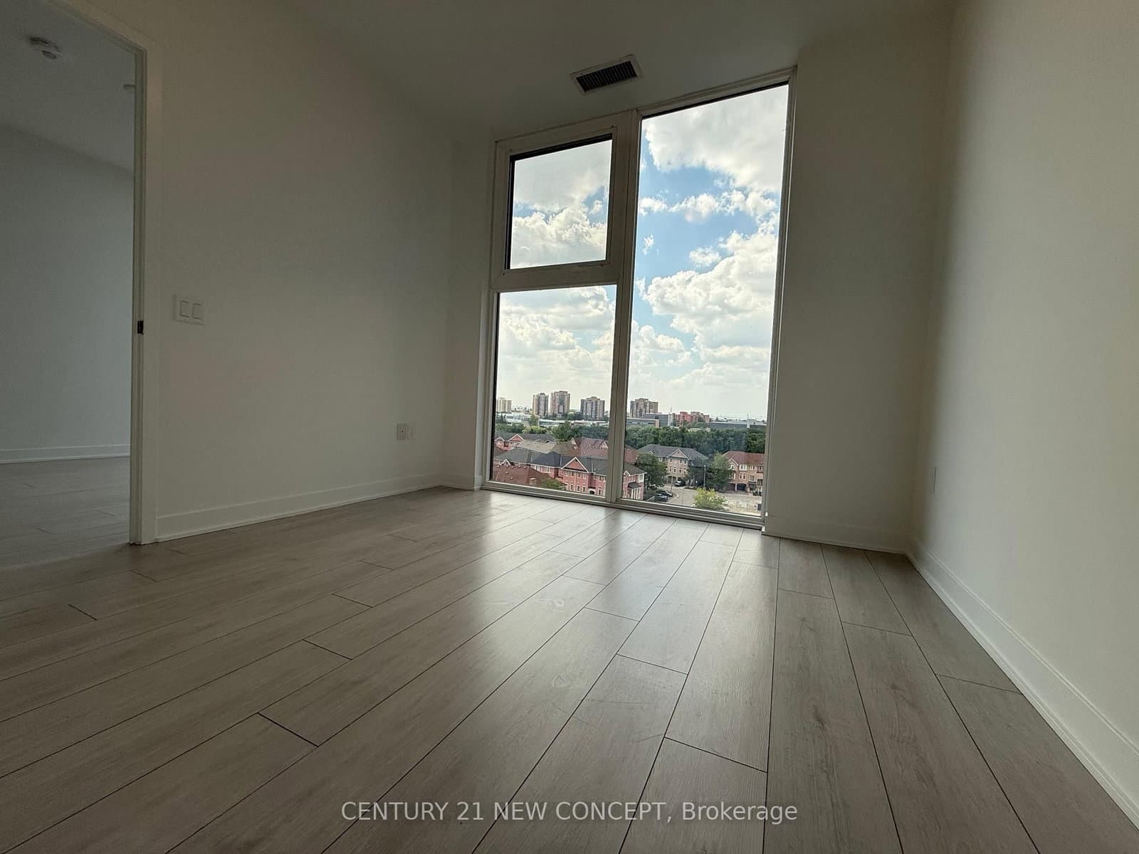 260 Malta Avenue, Unit 712 thumbnail 9