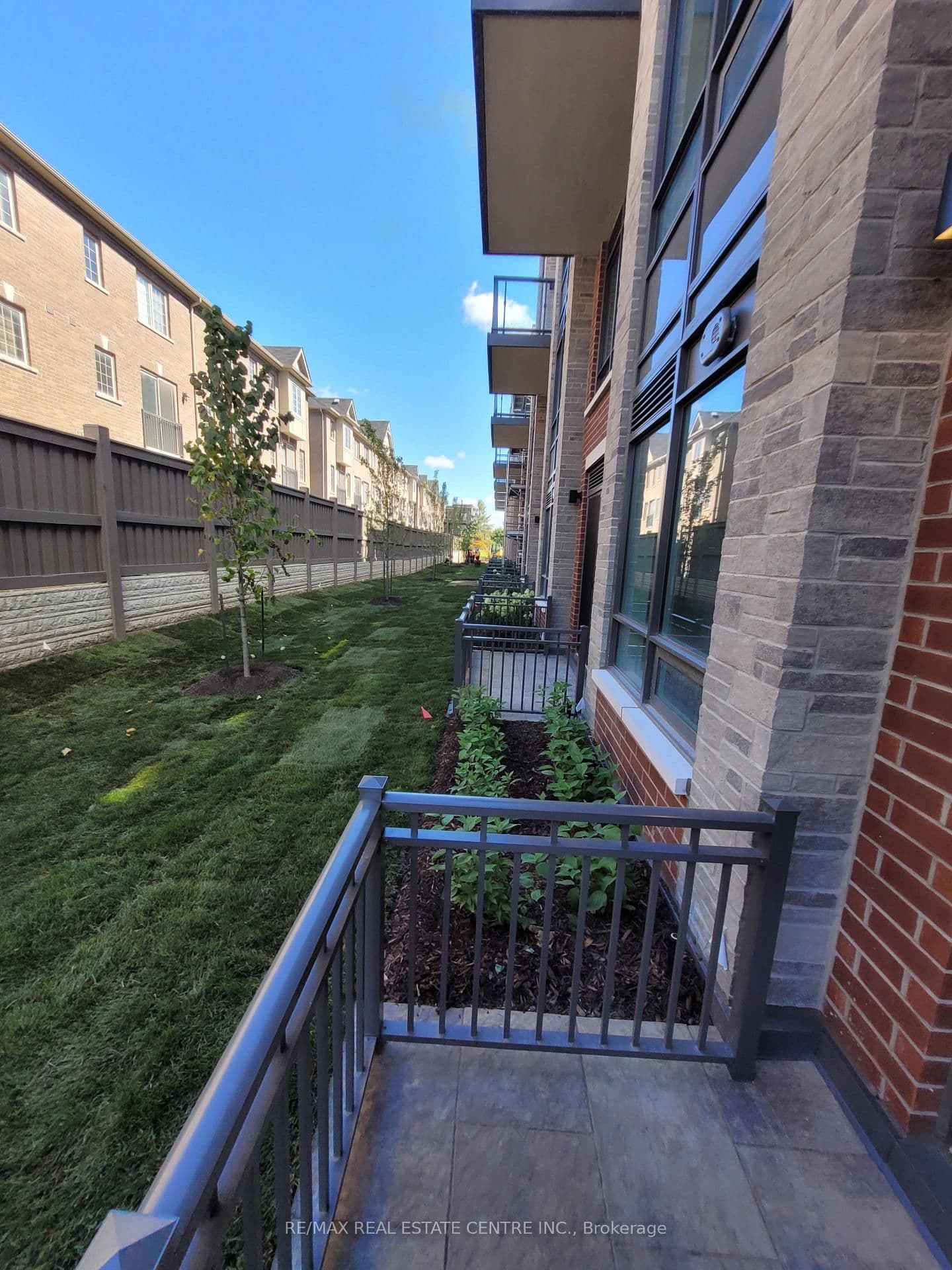75 Attmar Drive, Unit 140 thumbnail 23