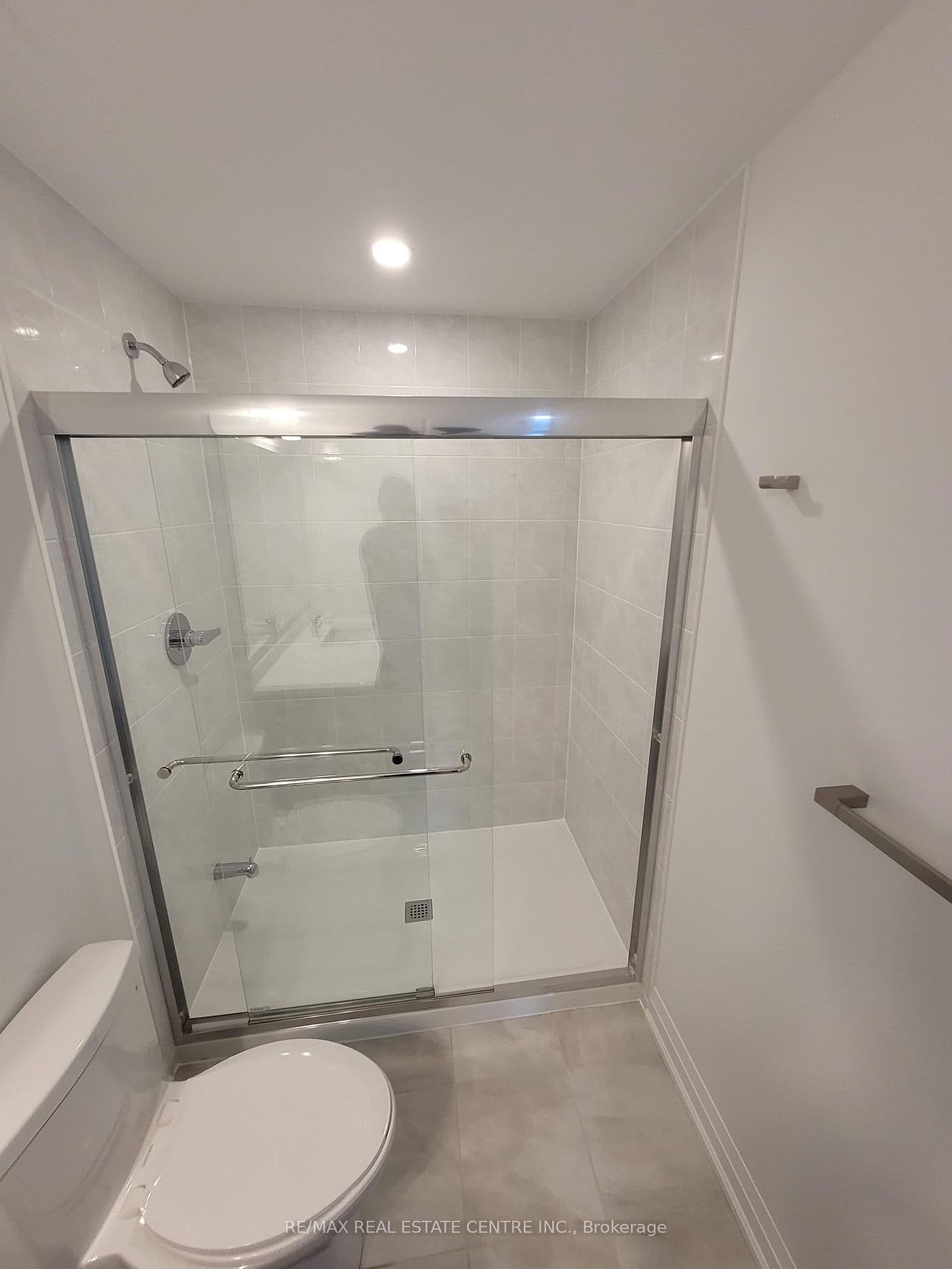 75 Attmar Drive, Unit 140 thumbnail 28