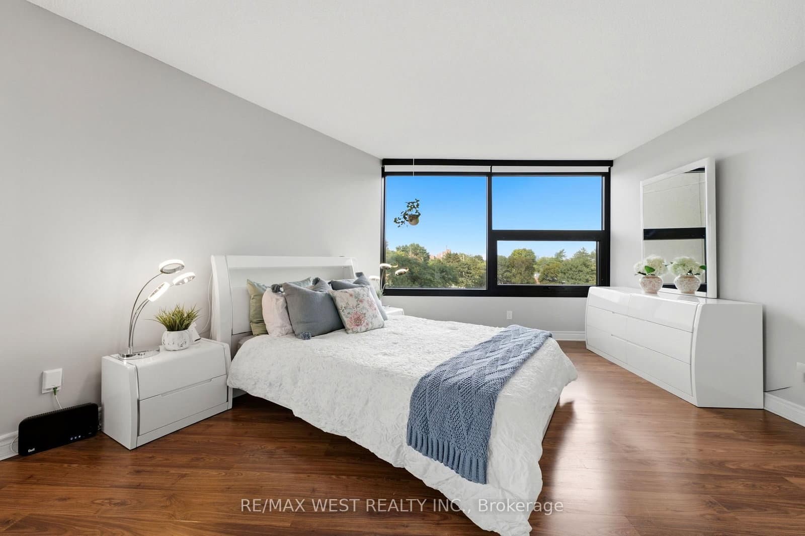 1300 Bloor Street, Unit 504 thumbnail 11