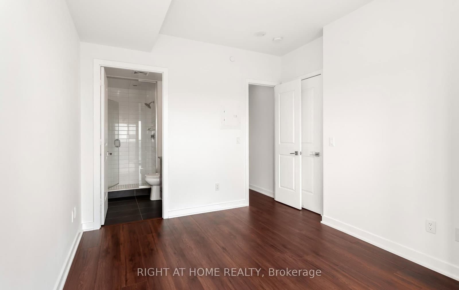 4655 Glen Erin Drive, Unit 1604 thumbnail 16