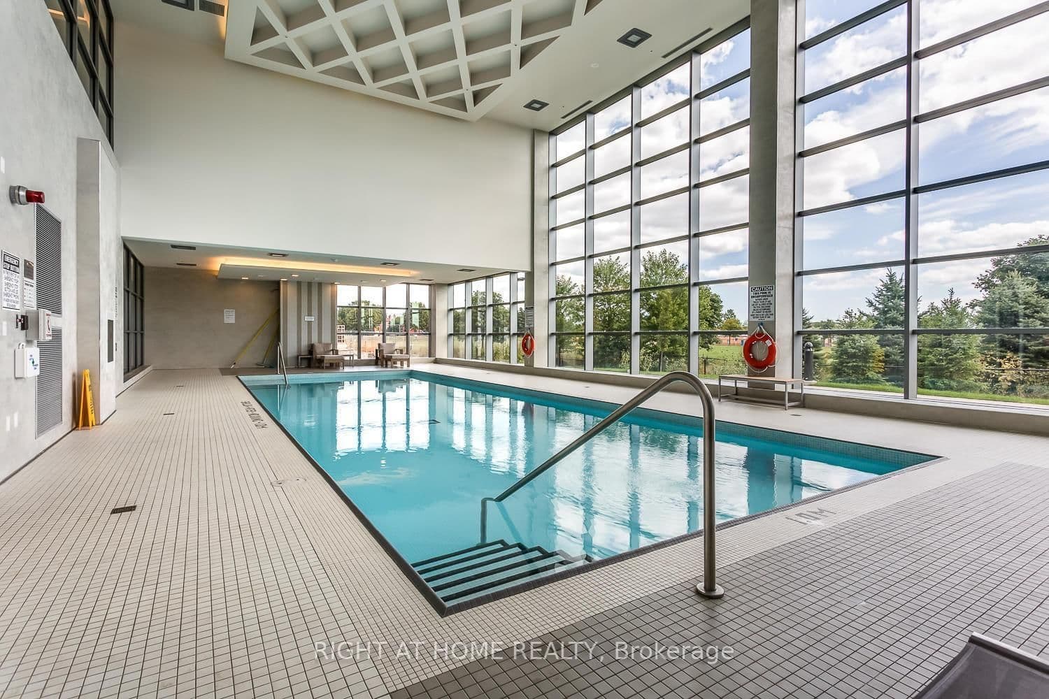 4655 Glen Erin Drive, Unit 1604 thumbnail 40