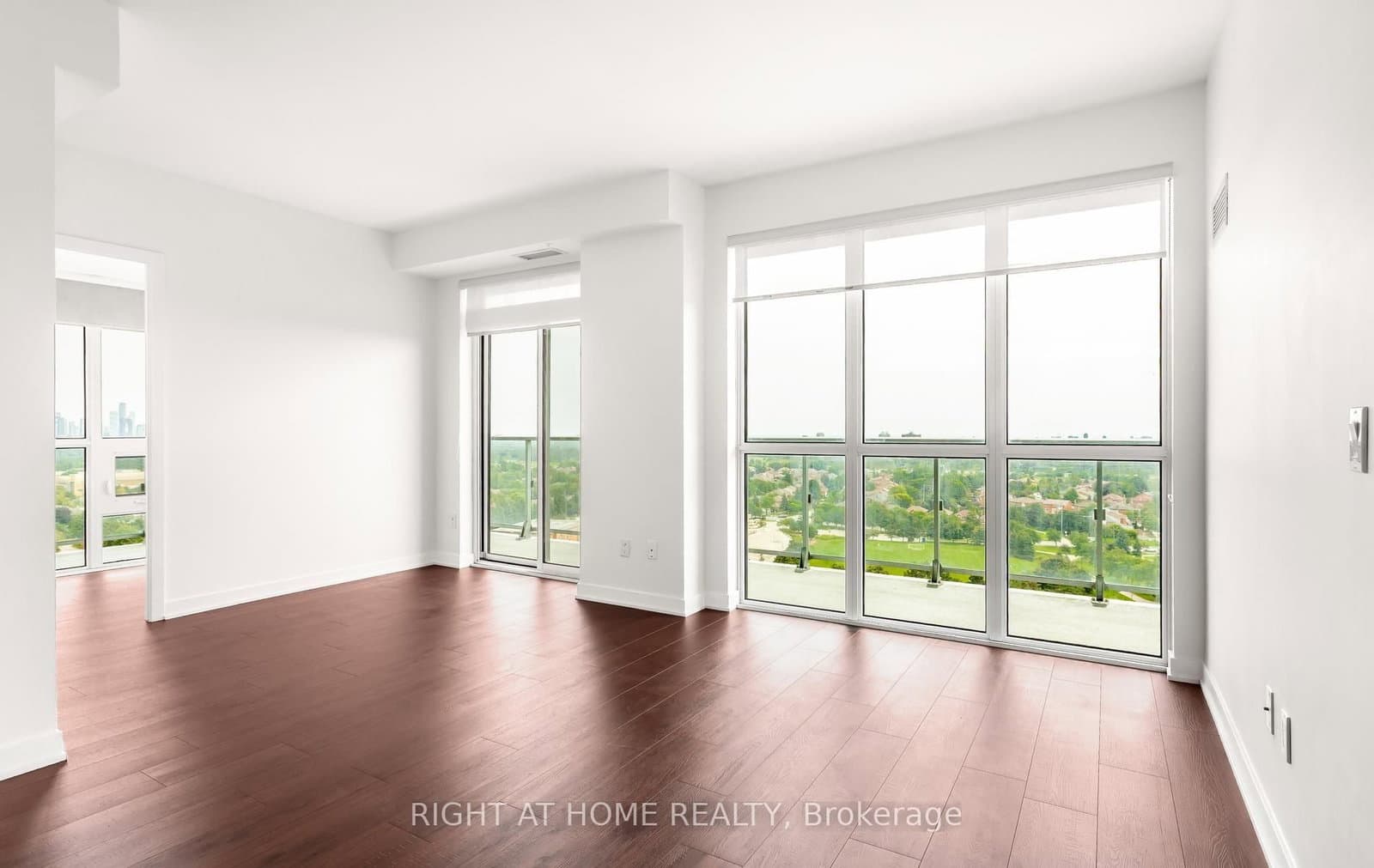 4655 Glen Erin Drive, Unit 1604 thumbnail 7